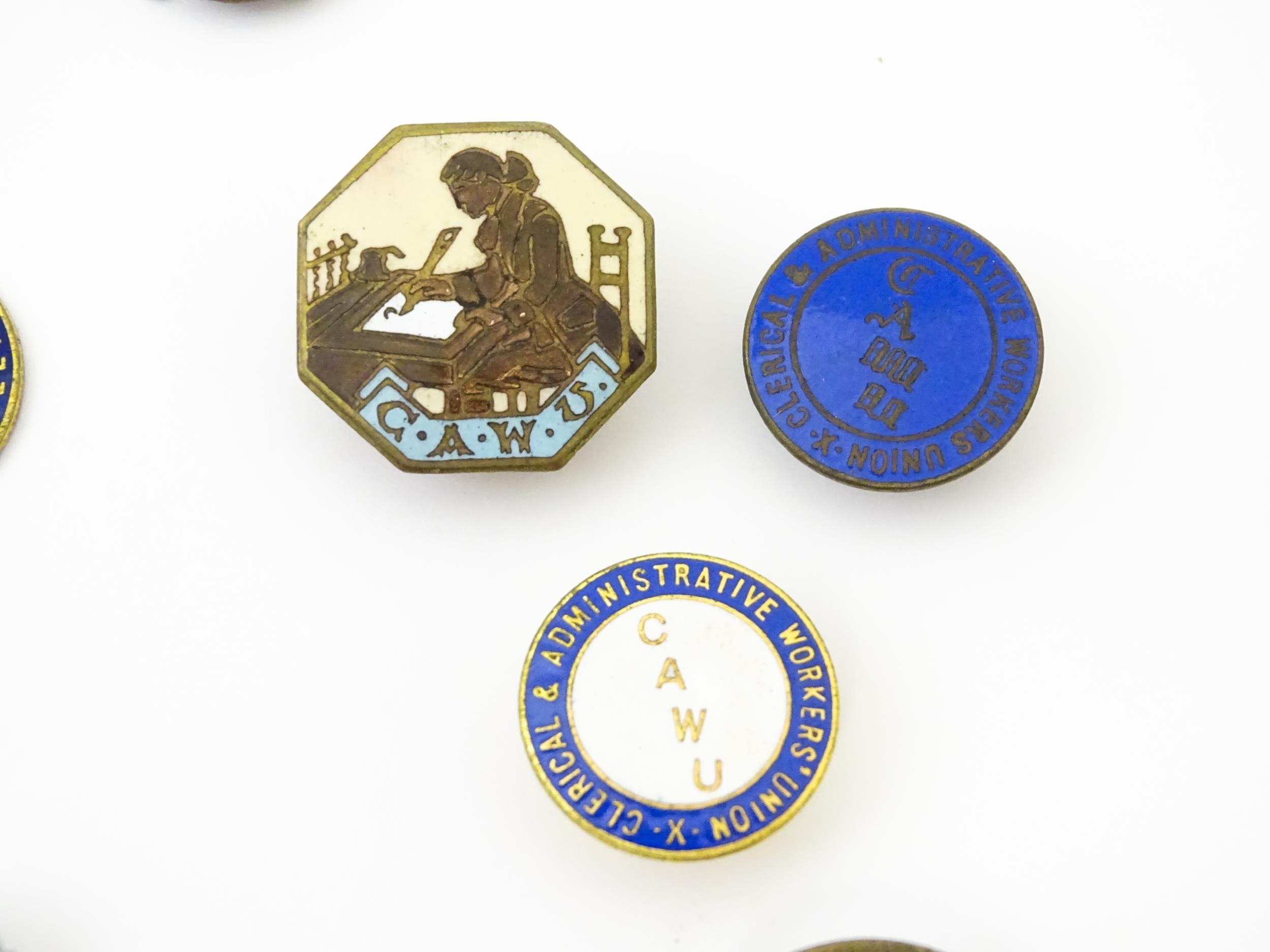 Trade Union Interest: a quantity of assorted badges, pins, etc. to include Post Office Engineering - Image 7 of 12