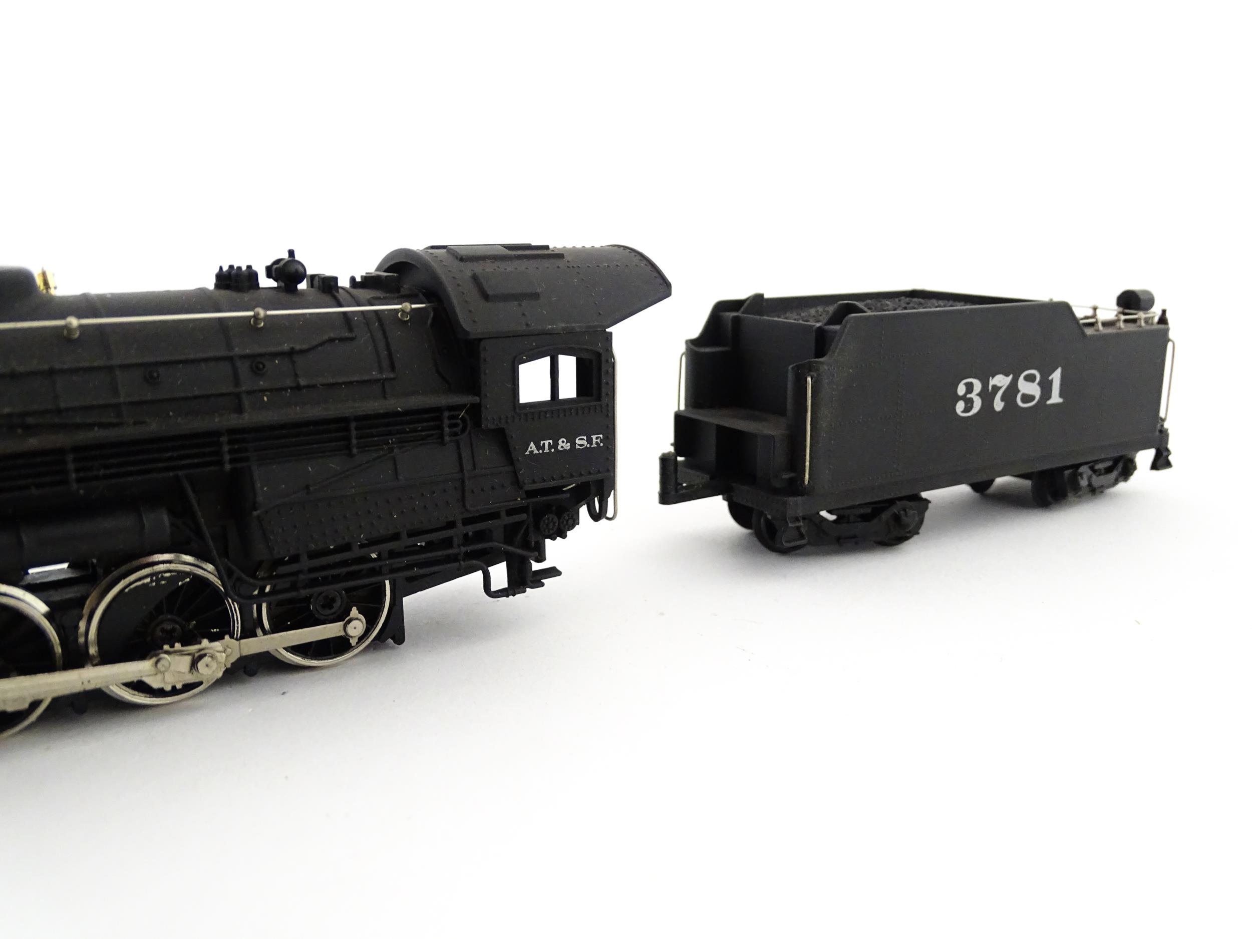 Toys - Model Train / Railway Interest : Bachmann HO scale model electric train / locomotive no. - Image 8 of 16