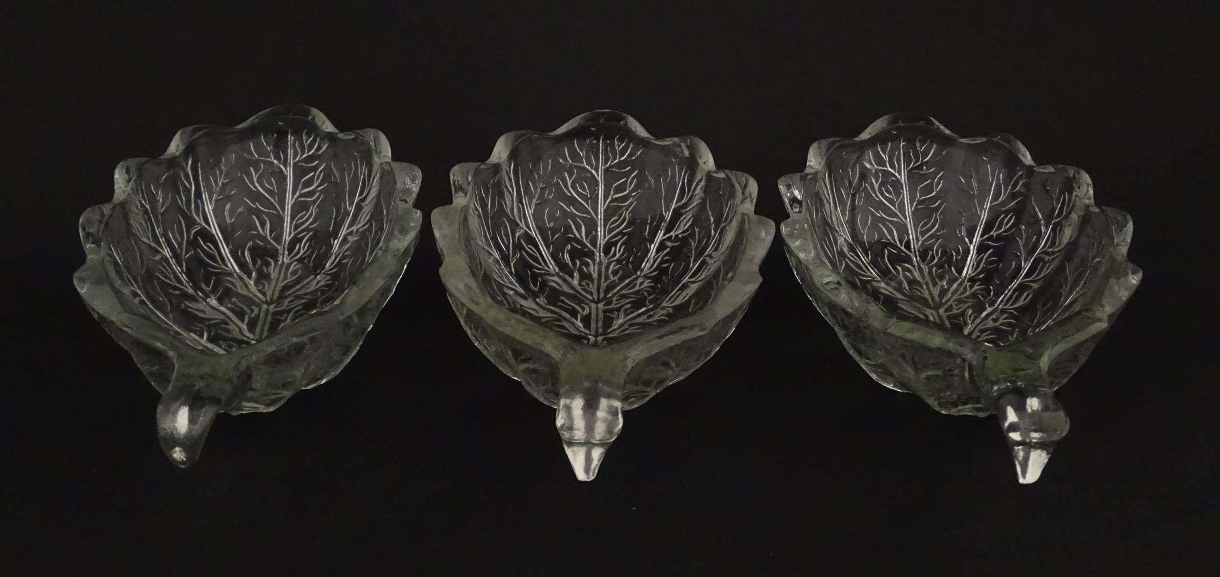 A set of six glass avocado dishes of stylised leaf form. Approx. 7" long Please Note - we do not - Image 9 of 16