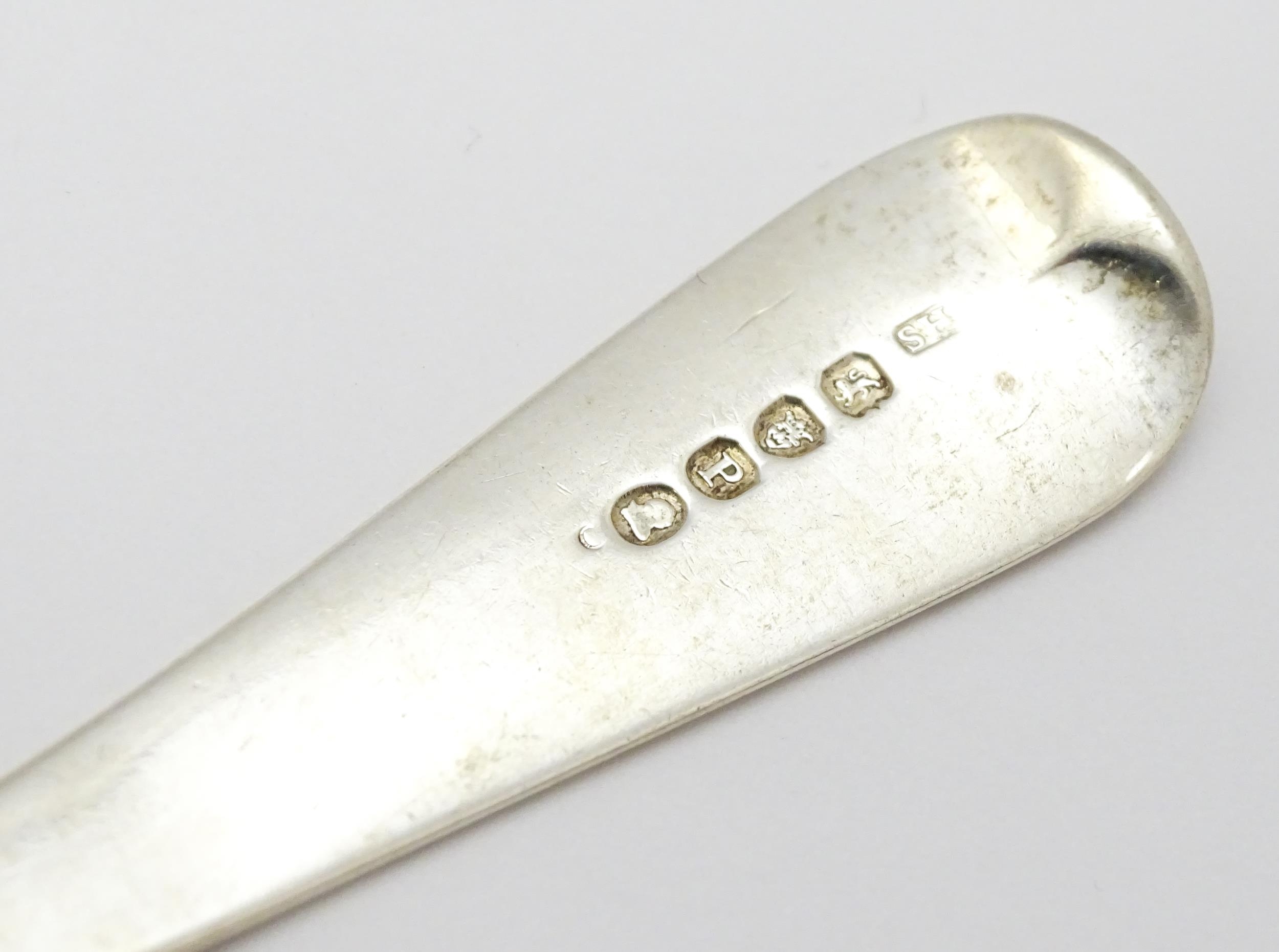 A Geo III silver table spoon hallmarked London 1810, maker Solomon Houghton. Approx. 9" long - Image 2 of 6