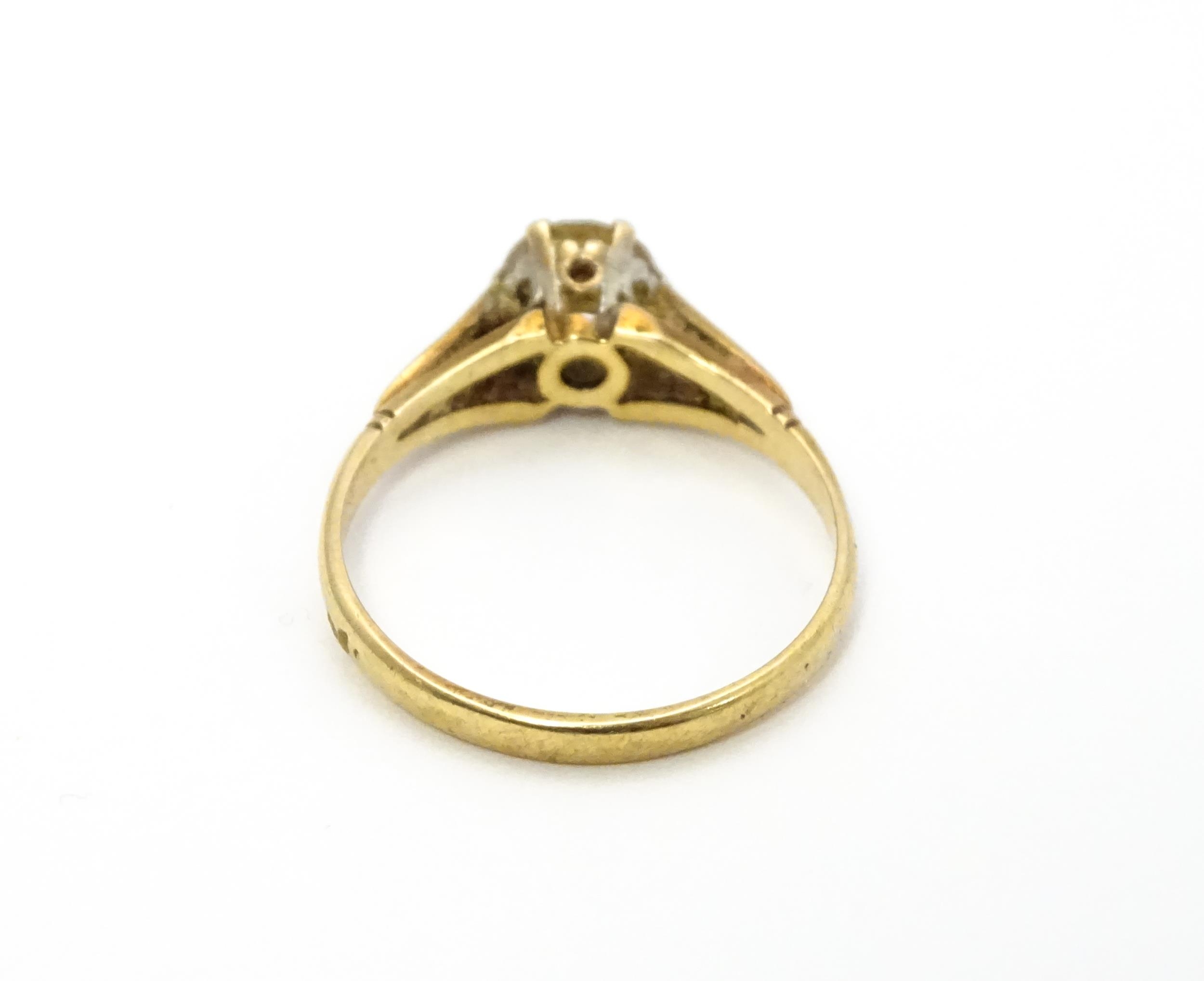 A 9ct gold ring set with white stone solitaire. Ring size approx. N Please Note - we do not make - Image 6 of 7