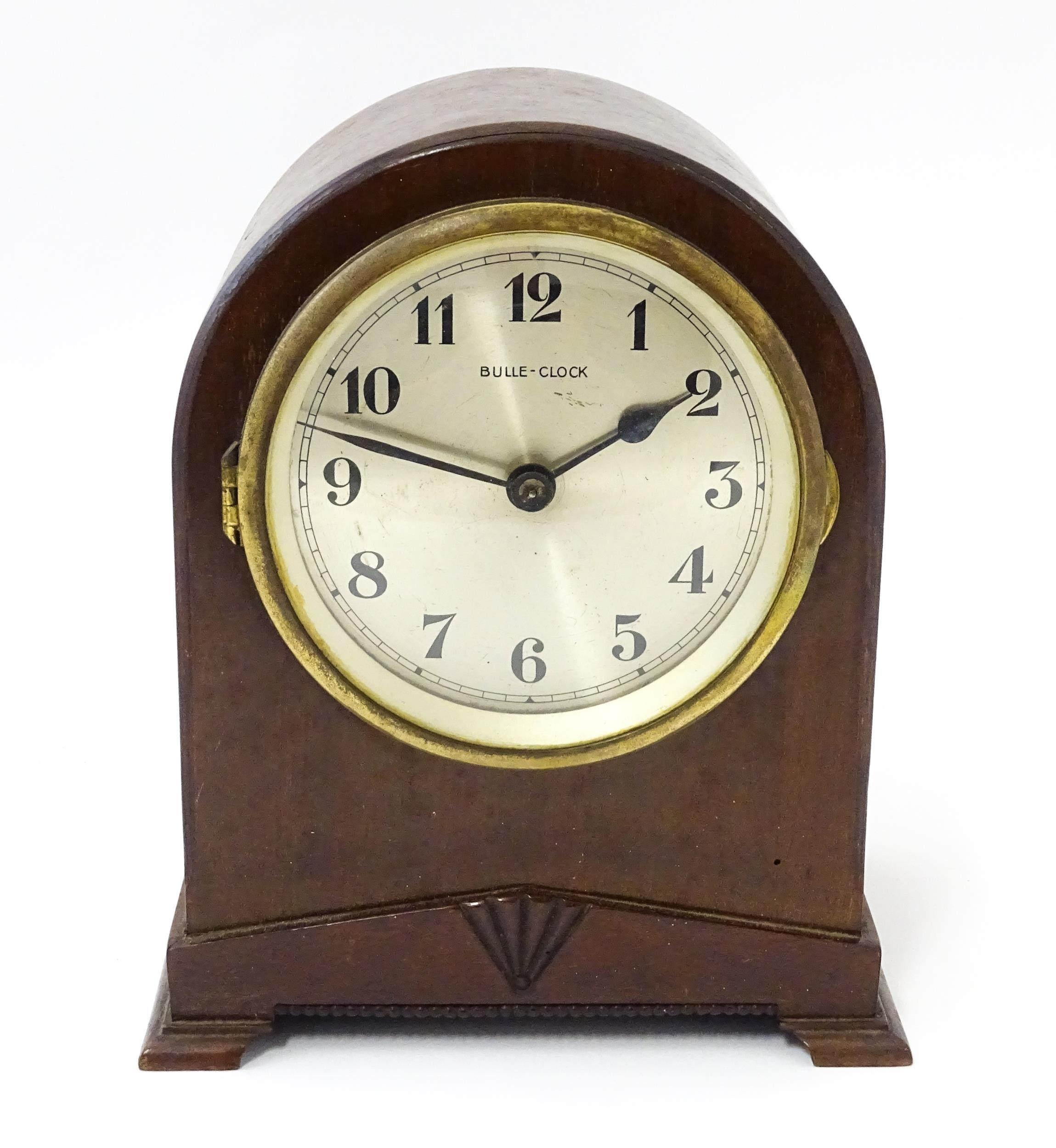 Bulle - Clock : A French Art Deco mahogany cased electric mantel clock by Bulle. model XC. Approx. 8 - Image 3 of 10