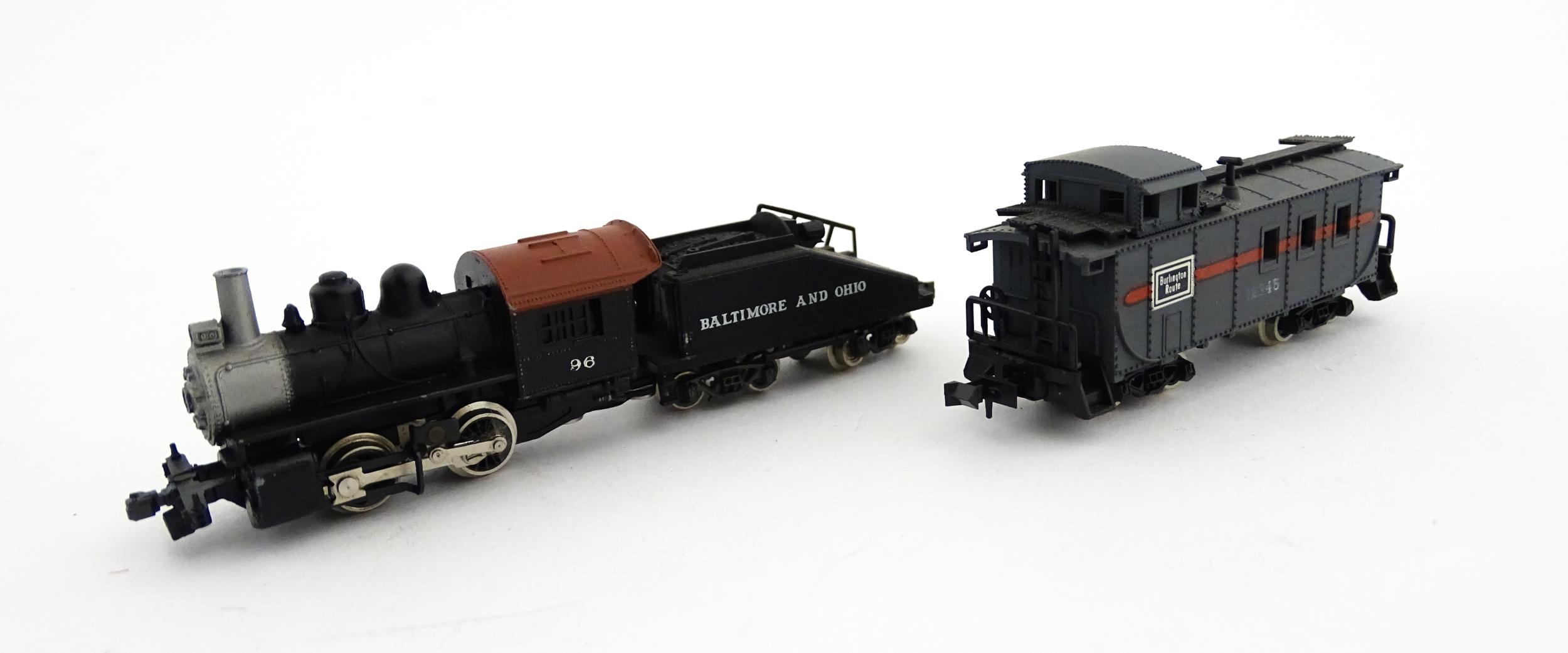 Toys - Model Train / Railway Interest : A quantity of scale model N gauge locomotive engines and - Image 13 of 14