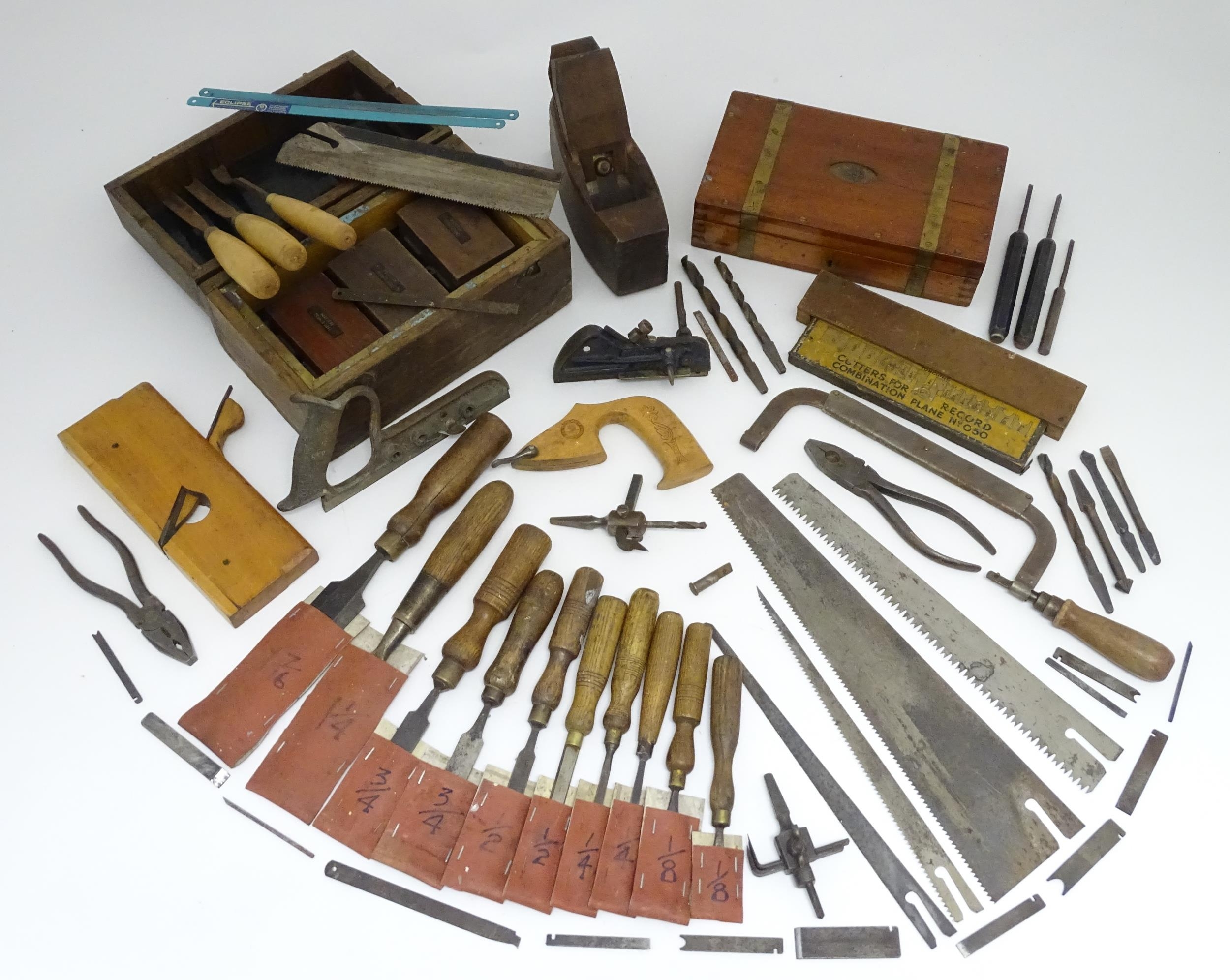 A quantity of assorted mid 20thC tools, to include chisels by Ward, Woodcock and Marples, together