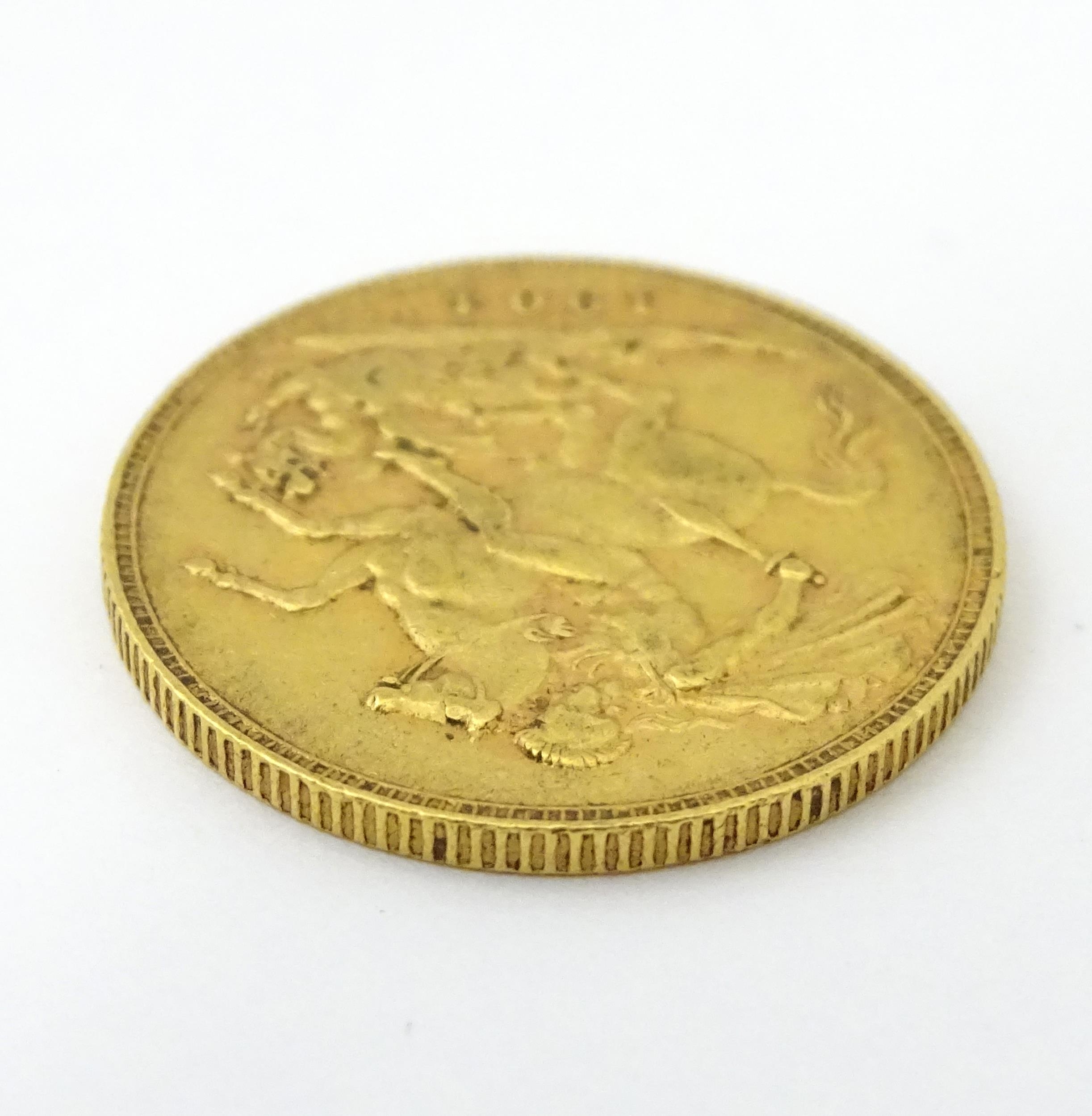 Coin: An Edward III 1907 gold sovereign, Perth Mint. (8g) Please Note - we do not make reference - Image 2 of 5