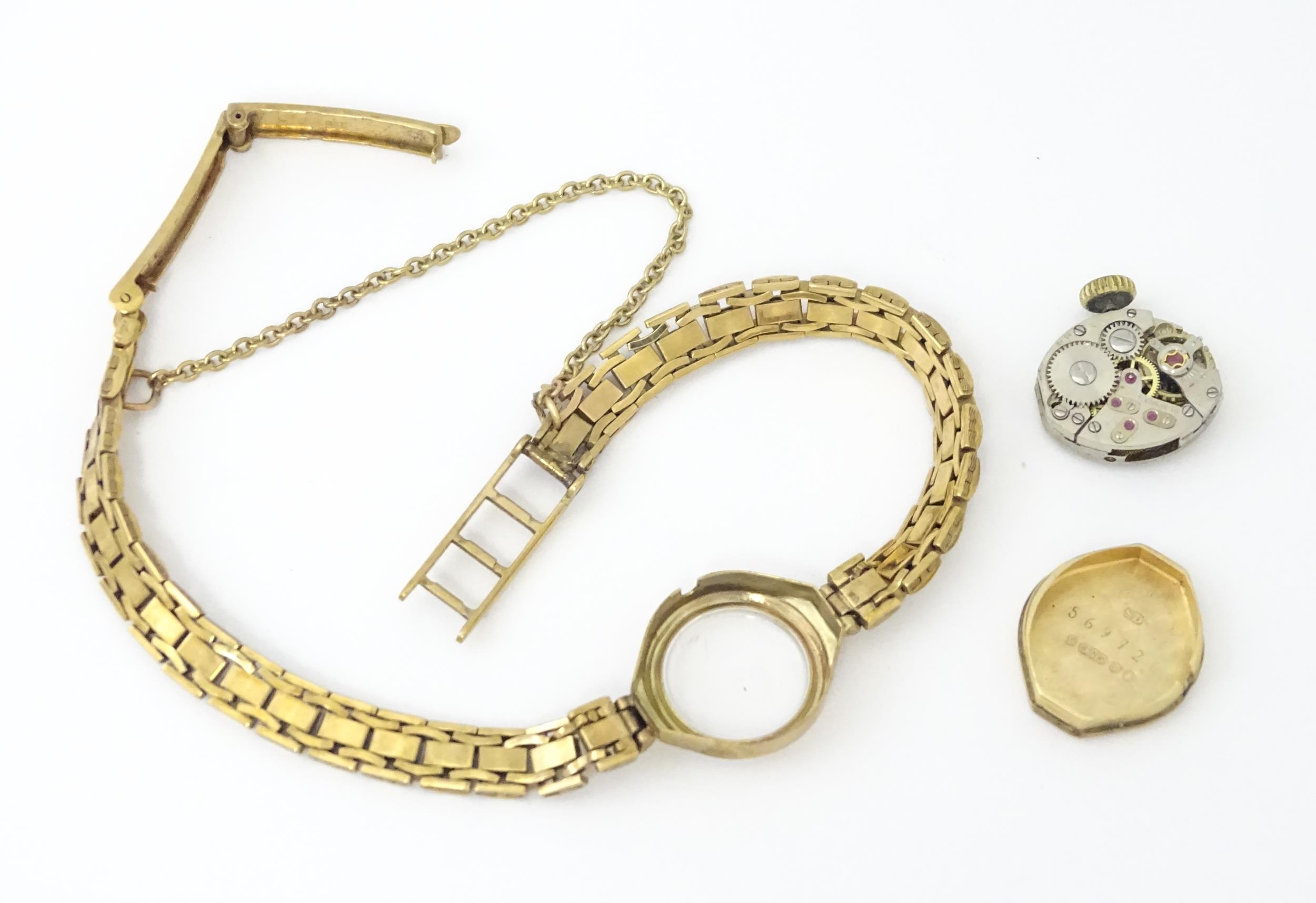 A 9ct gold cased ladies wristwatch by Rotary with 9ct gold bracelet strap . Approx 1/2" wide - Image 12 of 13