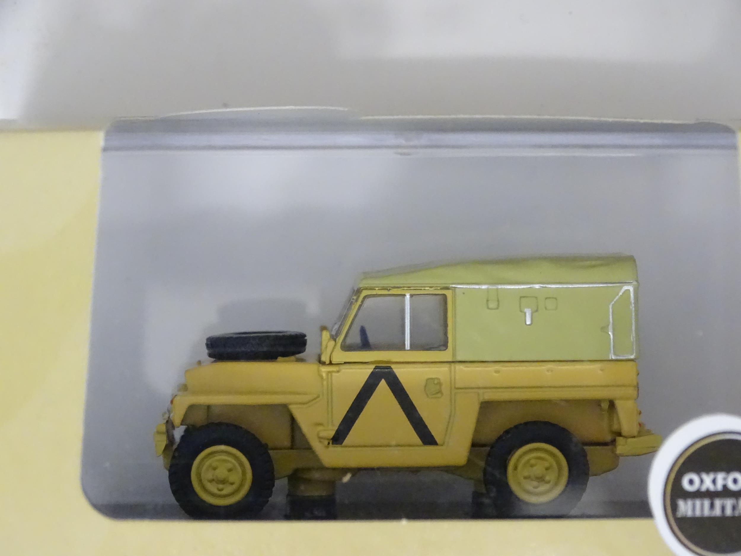 Toys: A quantity of die cast scale model Oxford Fire / Military / Commercial vehicles to include RAF - Image 9 of 13