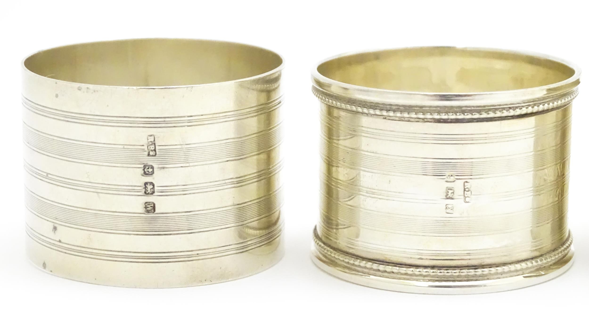 Five assorted napkin rings hallmarks to include Birmingham 1914, 1920, 1921, 1922 and 1923 (5) - Image 3 of 14