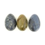 Natural History / Geology Interest: Three polished hardstone specimen eggs to include a lapis lazuli