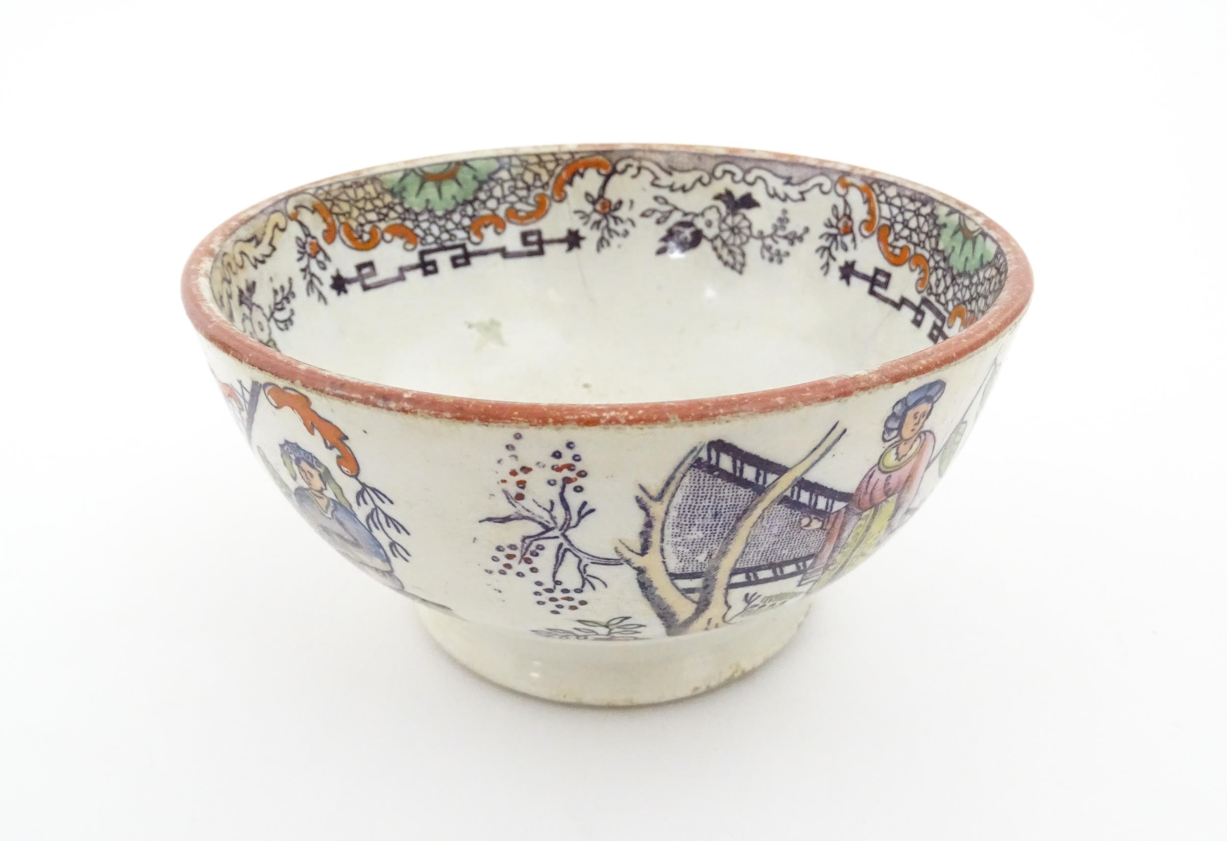 A Scottish bowl with Chinoiserie depicting figures in a landscape. Possibly Bell's Pottery. - Image 3 of 11