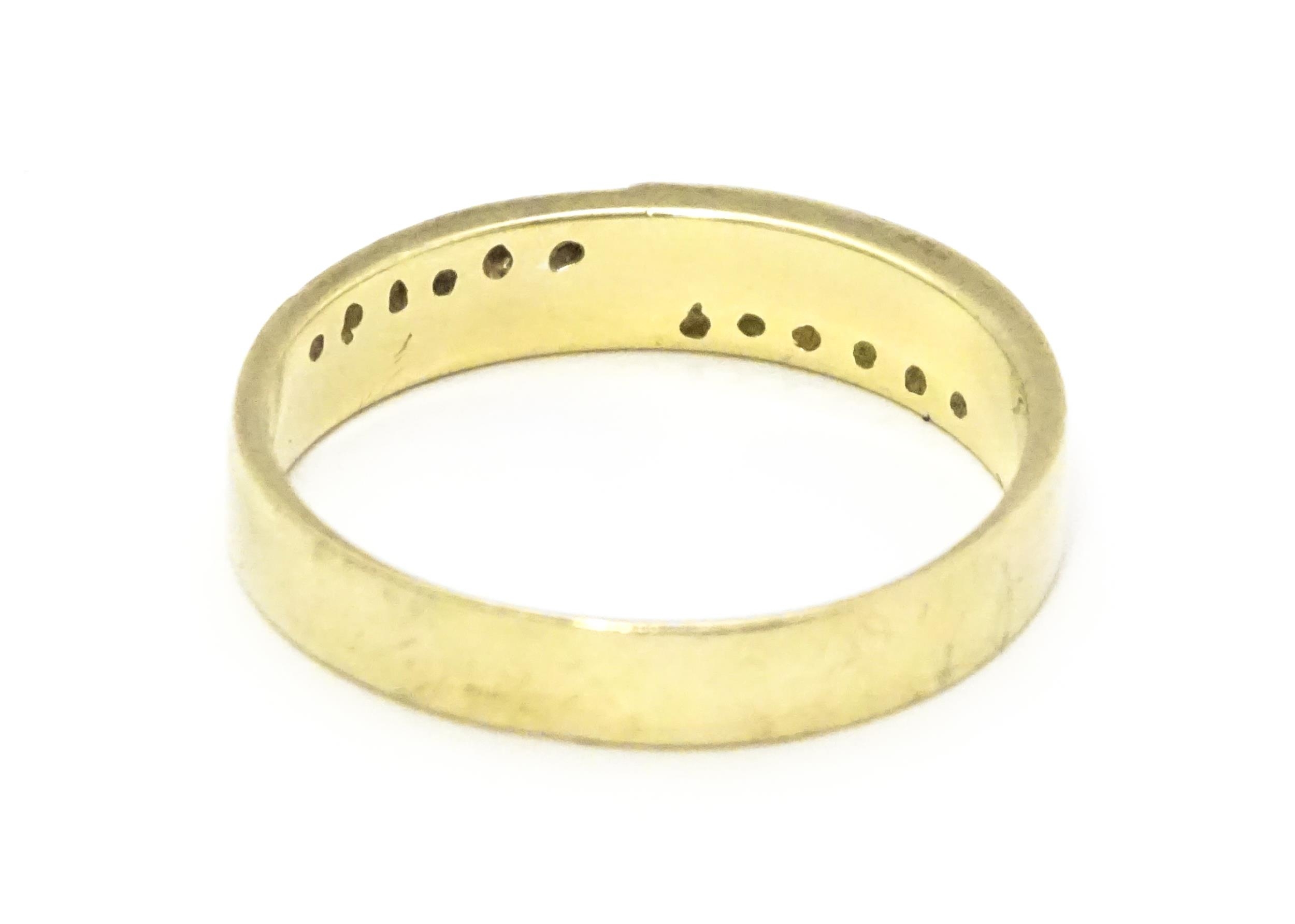 A 9ct gold ring set with white stones in white metal settings. Ring size approx. T Please Note - - Image 5 of 8