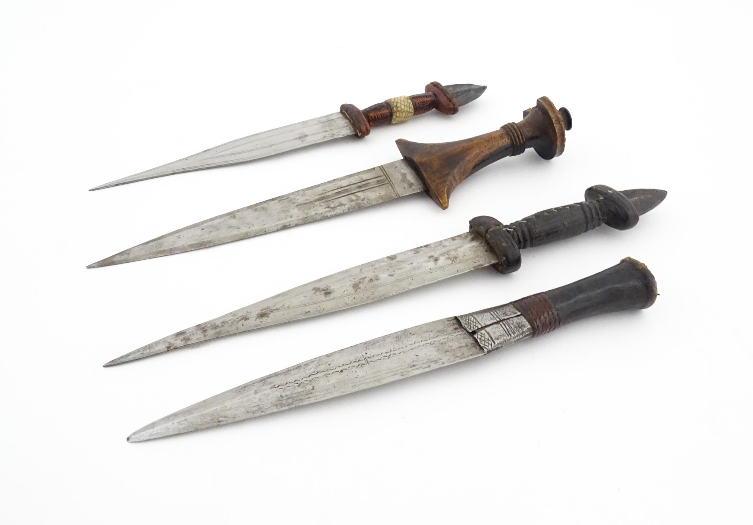 Ethnographic / Native / Tribal : Four assorted African / Sudanese arm knives / daggers, with leather - Image 9 of 12