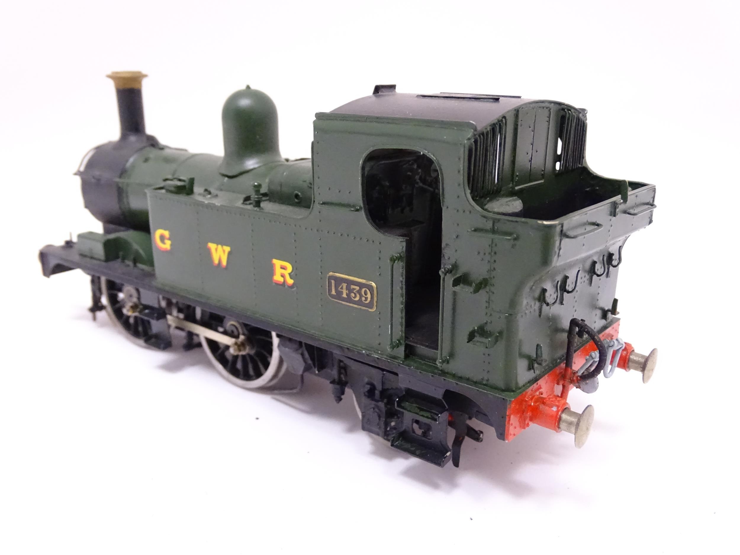 Toys - Model Train / Railway Interest : A quantity of O gauge locomotive, rolling stock / wagons, - Image 12 of 12