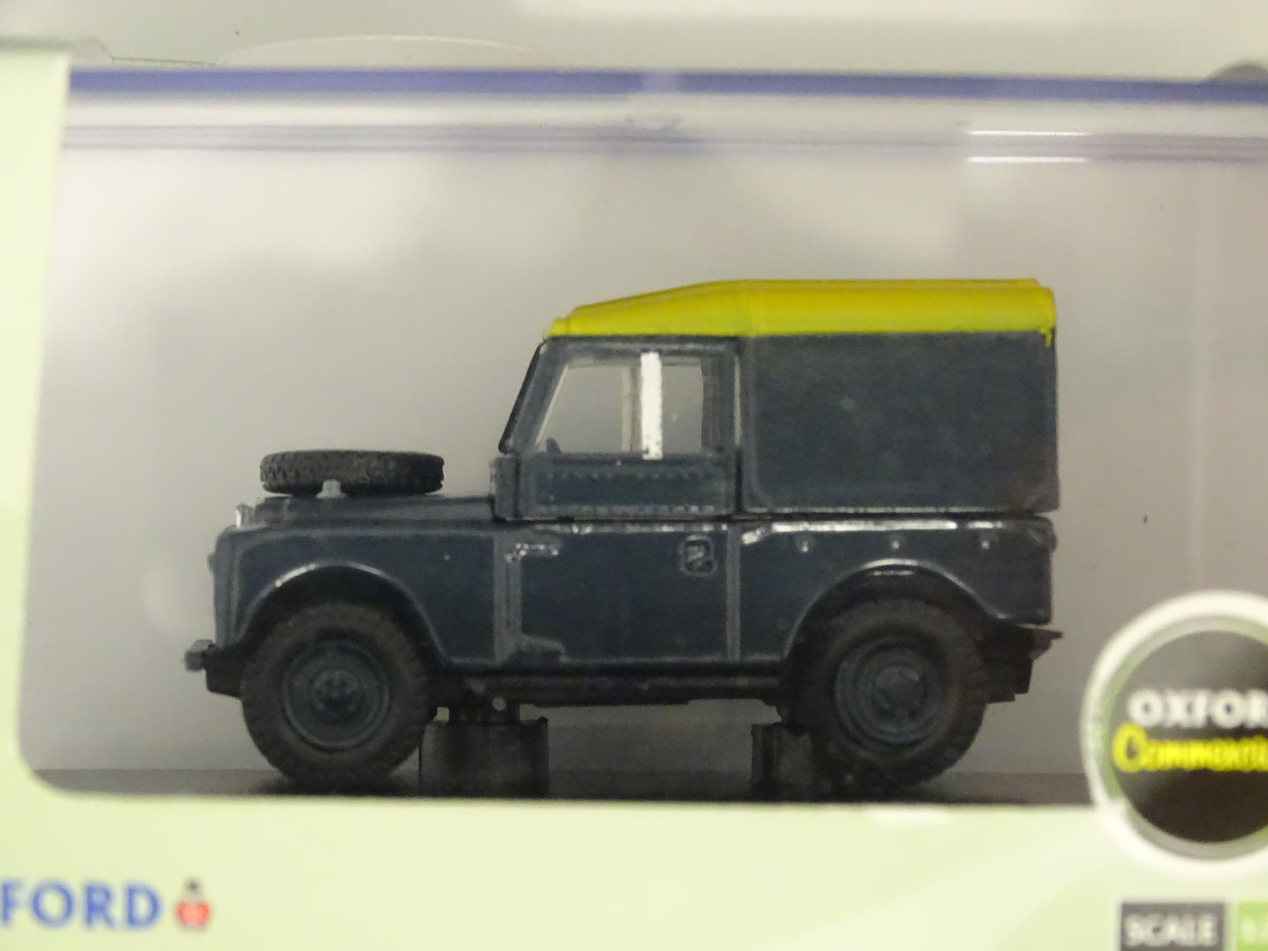 Toys: A quantity of die cast scale model Oxford Fire / Military / Commercial vehicles to include RAF - Image 8 of 13