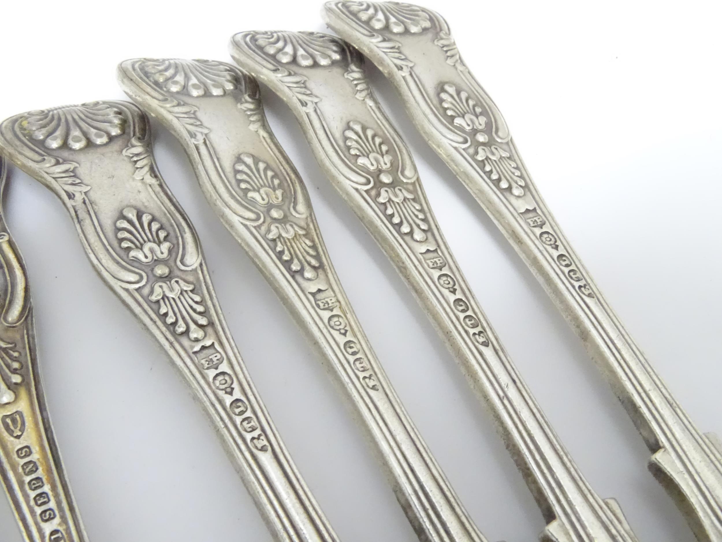 A quantity of silver plate King's pattern flatware / cutlery to include spoons and forks (Approx. - Image 7 of 8