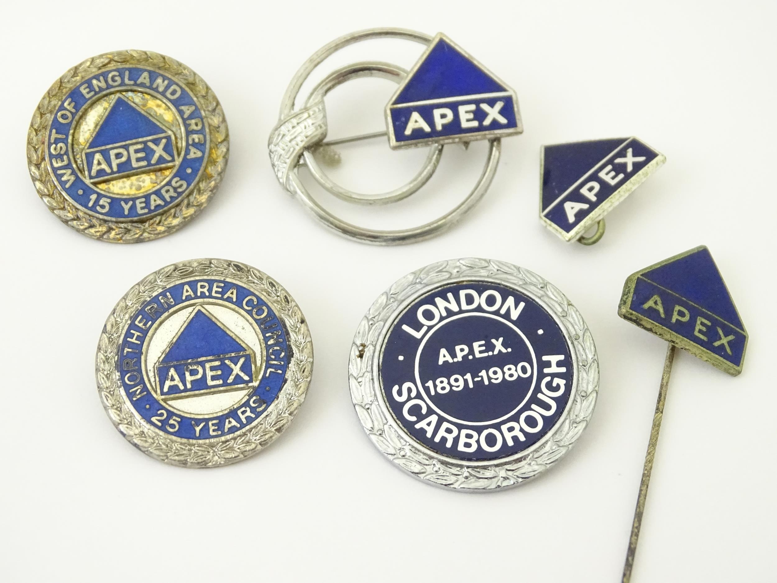 Trade Union Interest: a quantity of assorted badges, pins, etc. to include Post Office Engineering - Image 4 of 12