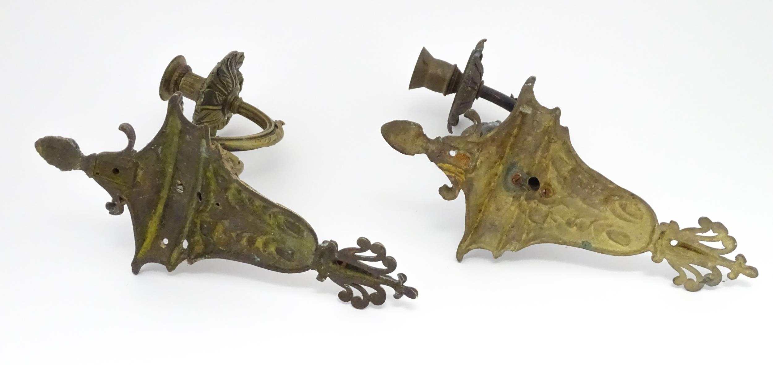 Two cast wall sconces with urn and rams head detail. Approx. 12" high (2) Please Note - we do not - Image 6 of 9