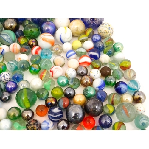 Toys: A quantity of glass marbles, many with colours twists, etc. Largest approx. 1 3/4" diameter - Image 5 of 10