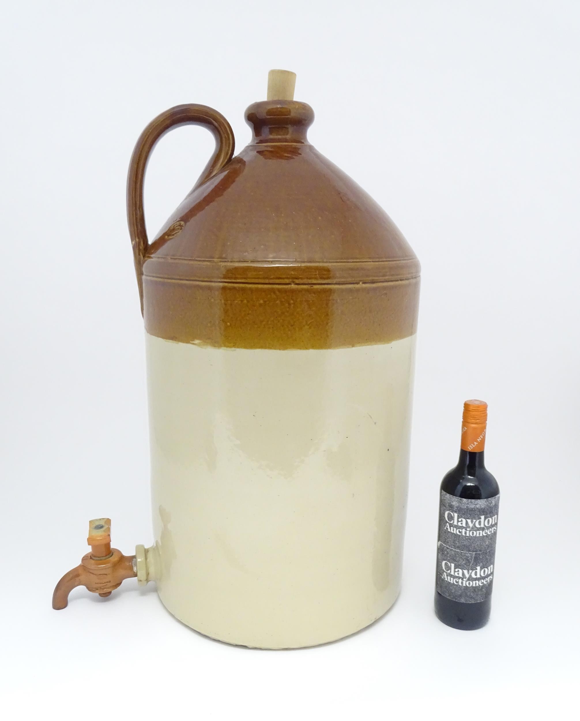 A large Victorian Doulton & Co. Lambeth stoneware two tone cider flagon with Doulton Lambeth - Image 11 of 11