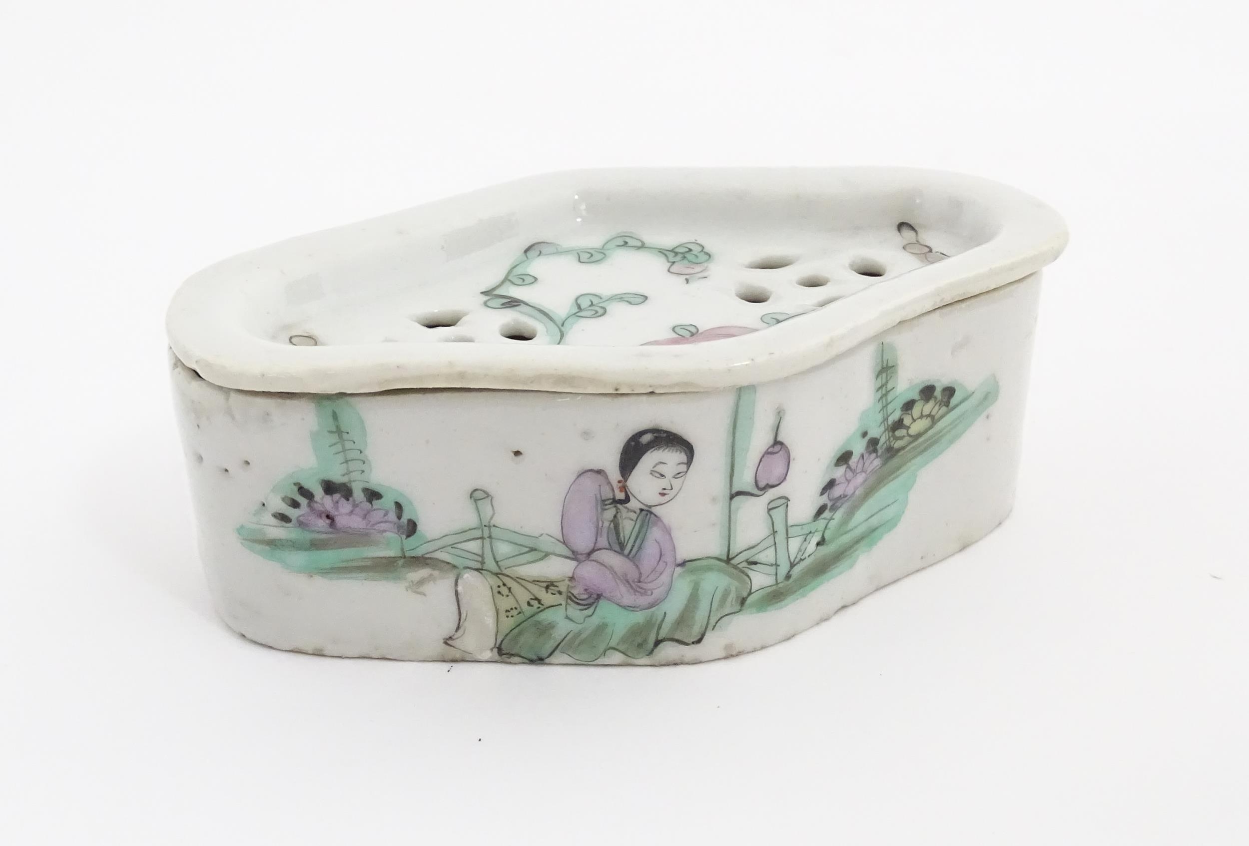 Three Chinese items comprising a cricket box decorated with a figure, flowers and Character - Image 22 of 27