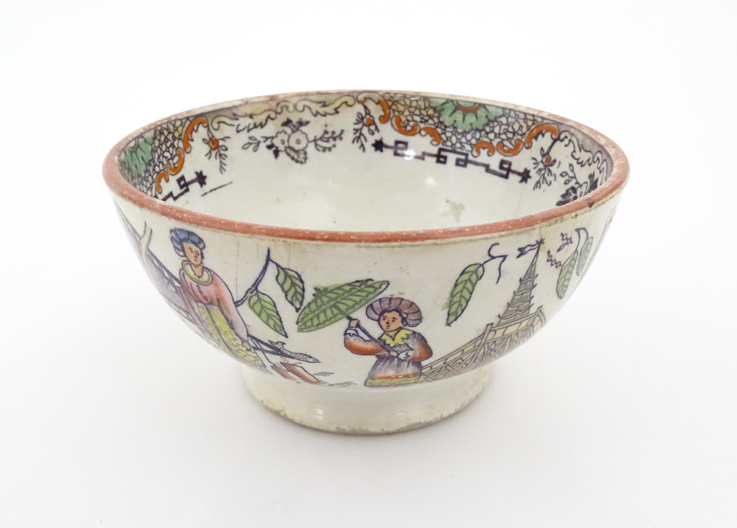 A Scottish bowl with Chinoiserie depicting figures in a landscape. Possibly Bell's Pottery. - Image 4 of 11
