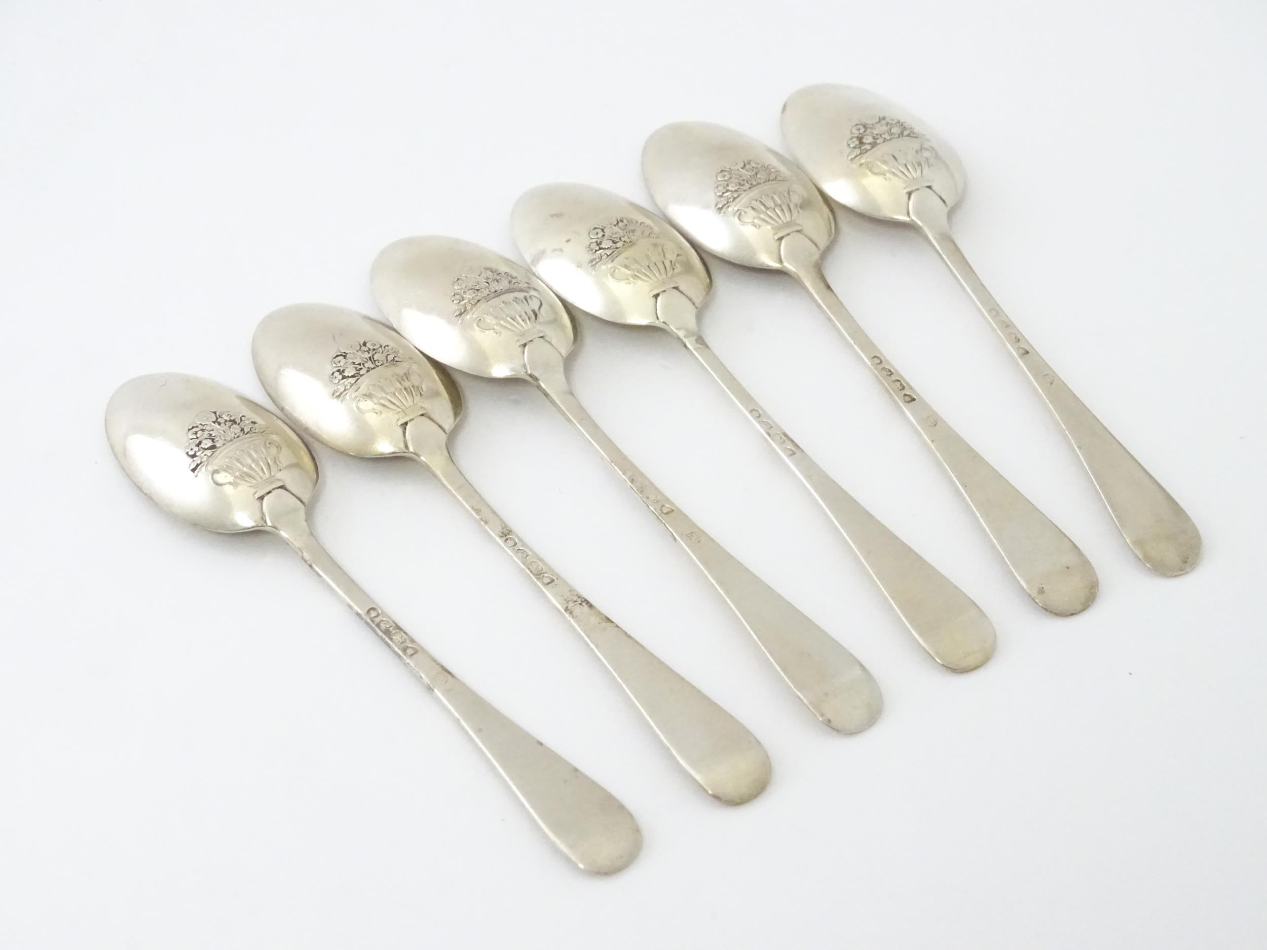 A set of six Victorian silver fancy back teaspoons with flowering urn detail, hallmarked London - Image 7 of 8