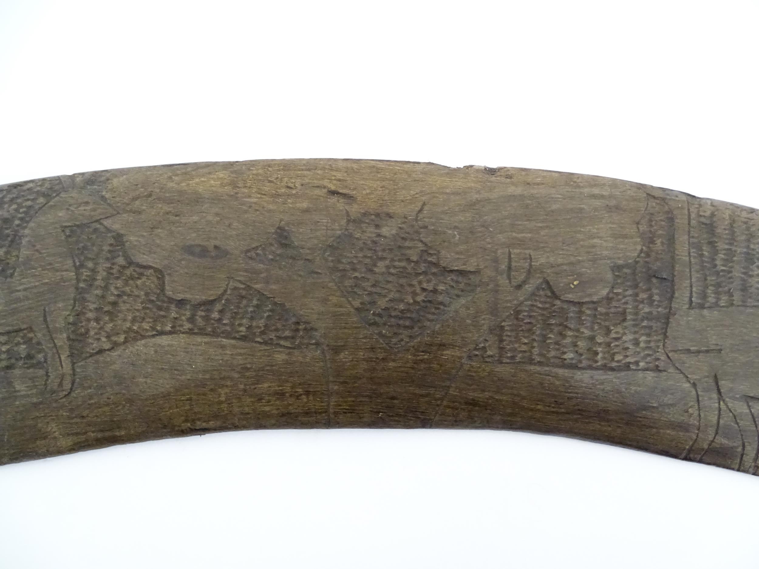 Ethnographic / Native / Tribal : A large Australian carved wooden boomerang with engraved decoration - Image 5 of 8