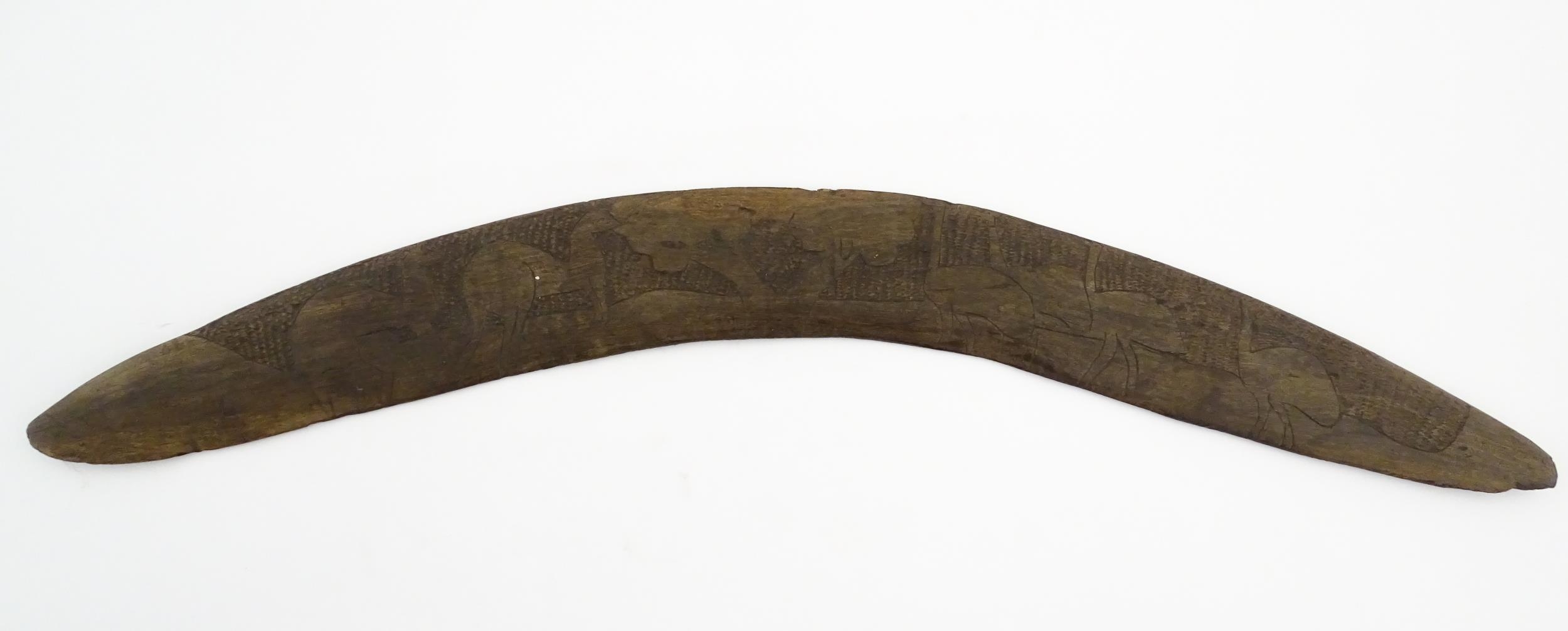 Ethnographic / Native / Tribal : A large Australian carved wooden boomerang with engraved decoration - Image 6 of 8