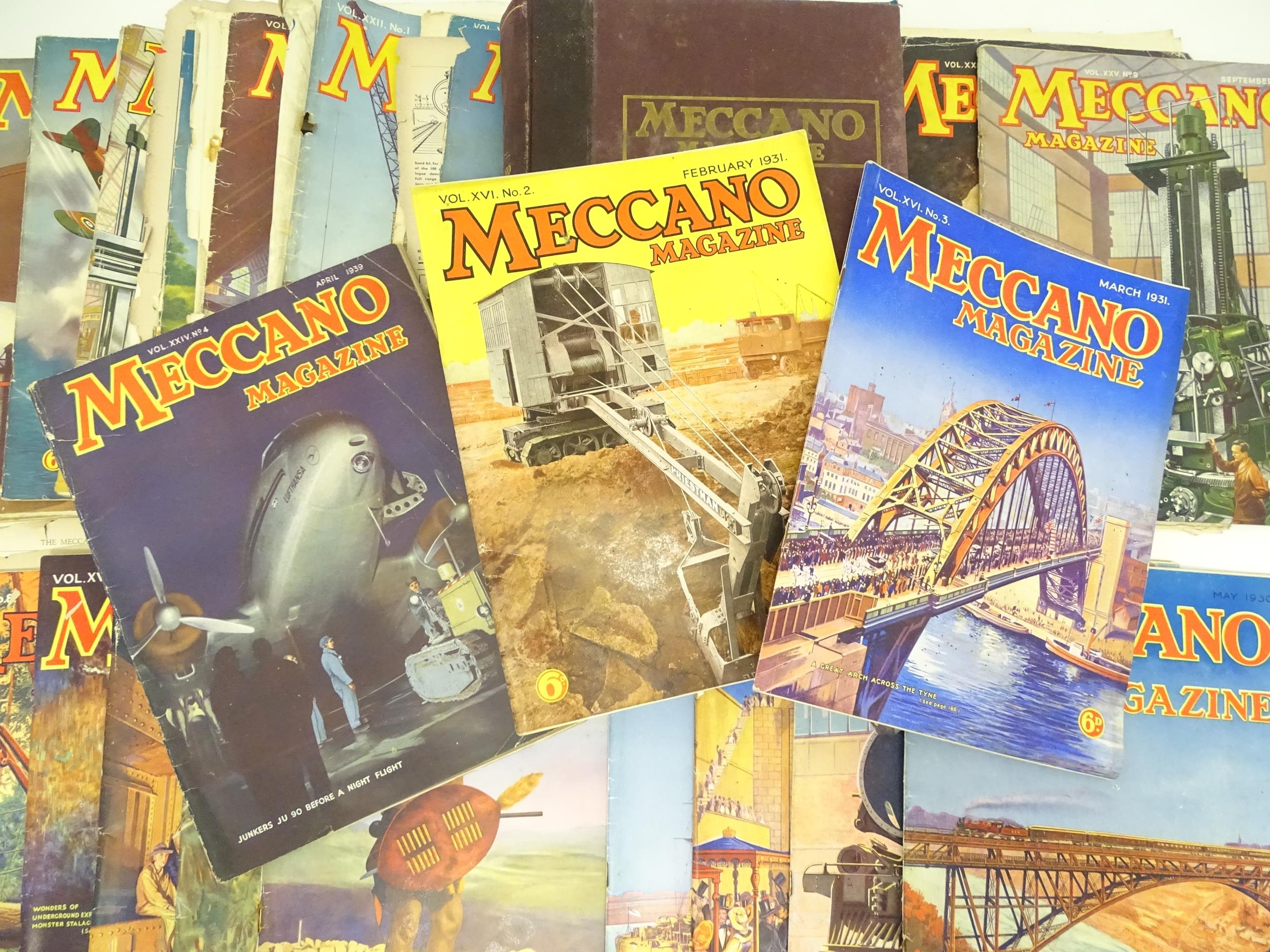Toys: A quantity of 1930s and 1940s Meccano magazines Please Note - we do not make reference to - Image 3 of 7