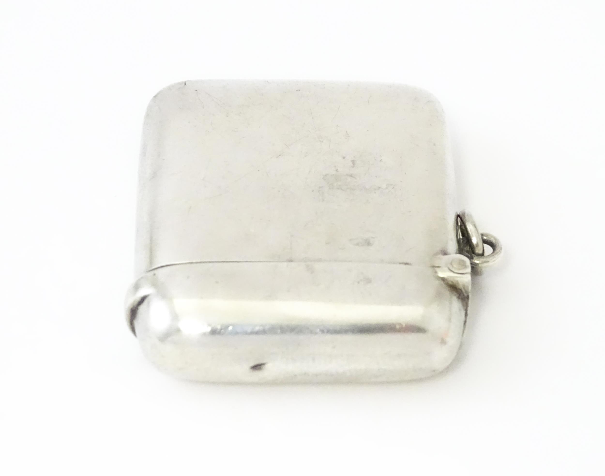 A silver vesta case hallmarked Birmingham1922 , maker A & J Zimmerman Ltd. Approx.1 3/4" long Please - Image 2 of 6