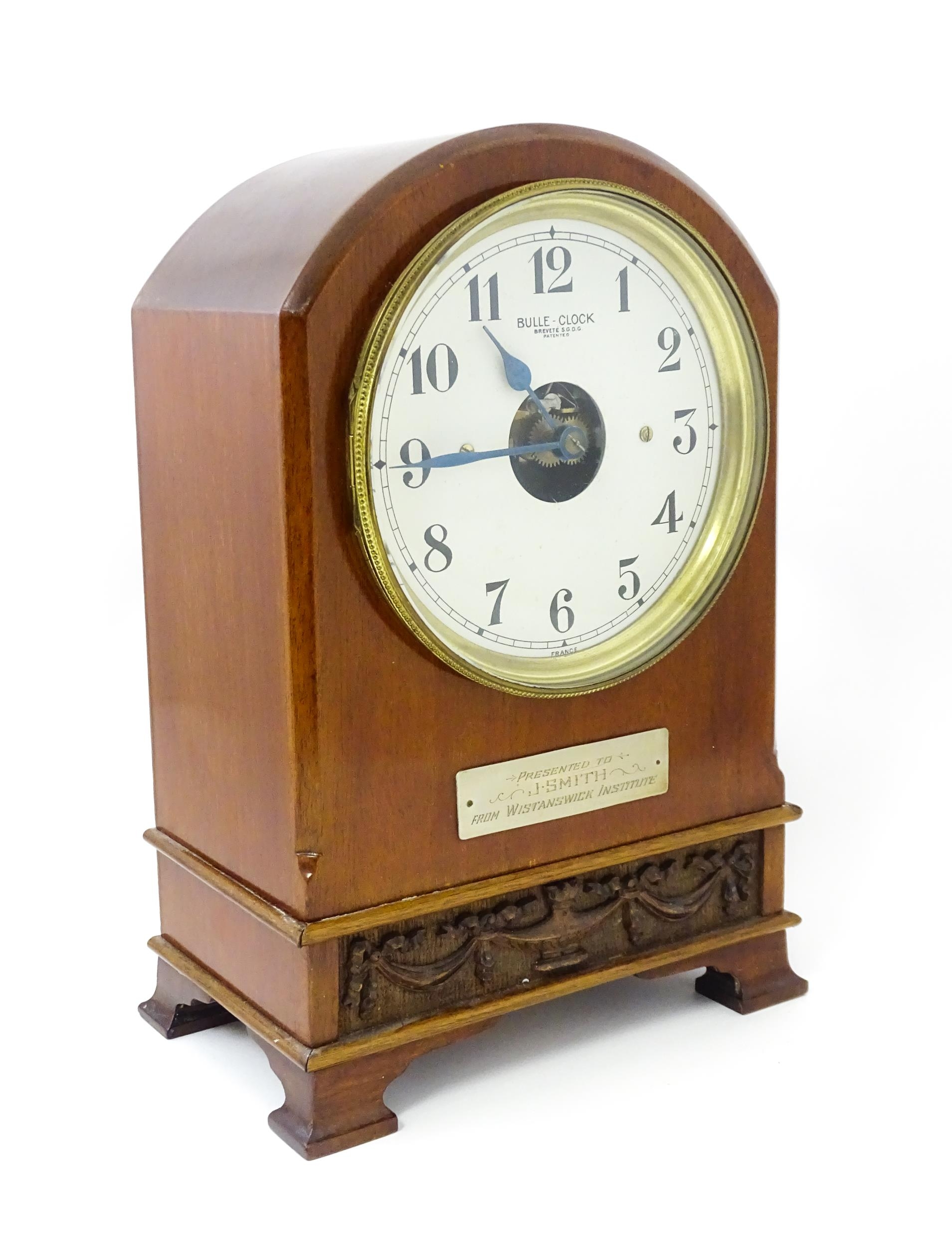 Bulle - Clock : A French mahogany cased electric mantel clock by Bulle. Model BC. The case decorated - Image 4 of 9