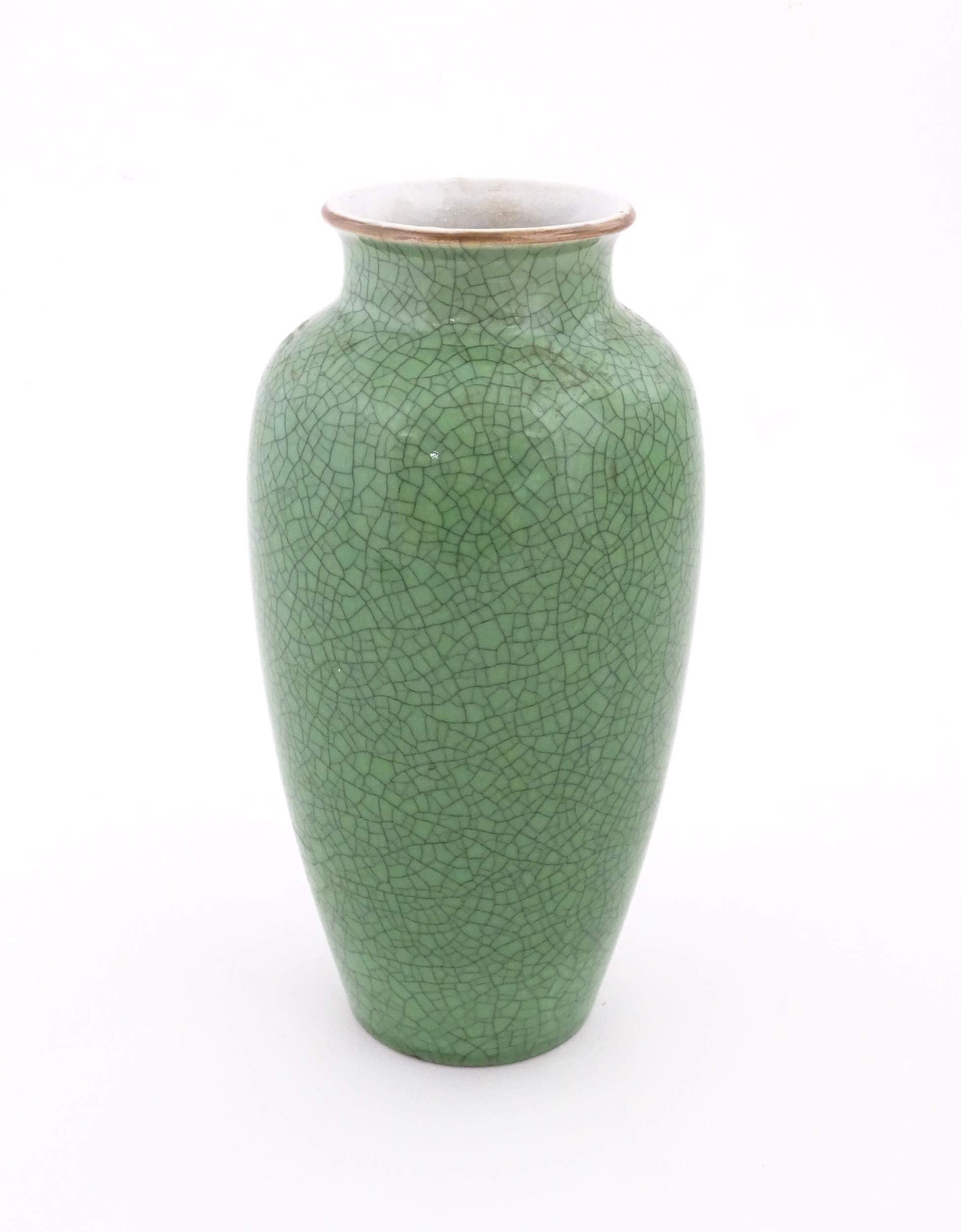 A Chinese vase with a green crackle glaze. Approx. 10 1/4" high Please Note - we do not make - Image 5 of 6