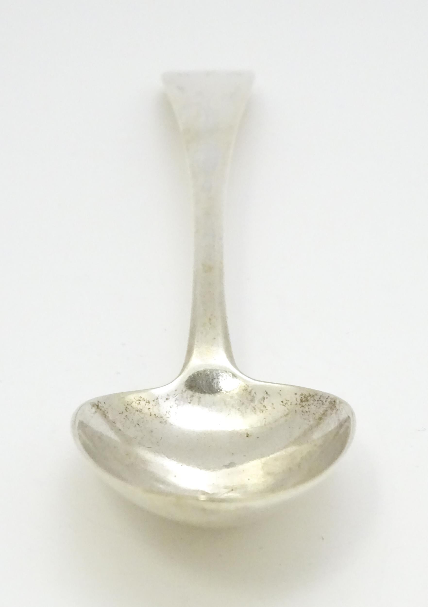 A Geo III silver table spoon hallmarked London 1810, maker Solomon Houghton. Approx. 9" long - Image 4 of 6