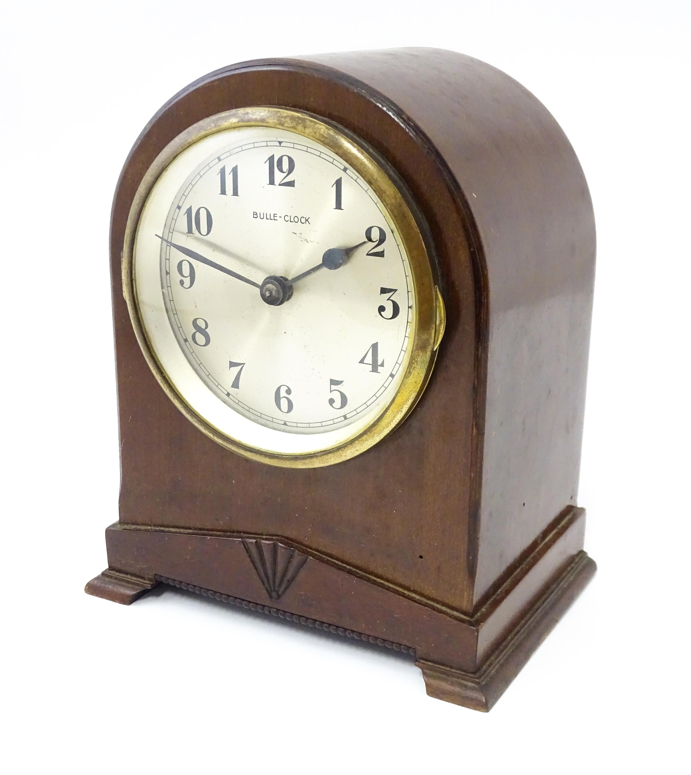 Bulle - Clock : A French Art Deco mahogany cased electric mantel clock by Bulle. model XC. Approx. 8 - Image 6 of 10