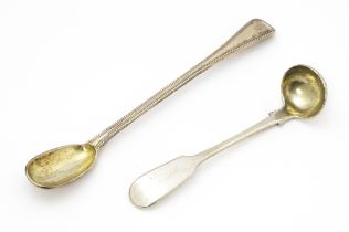 A Victorian silver long handled mustard spoon hallmarked London 1868, maker Chawner & Co. (George