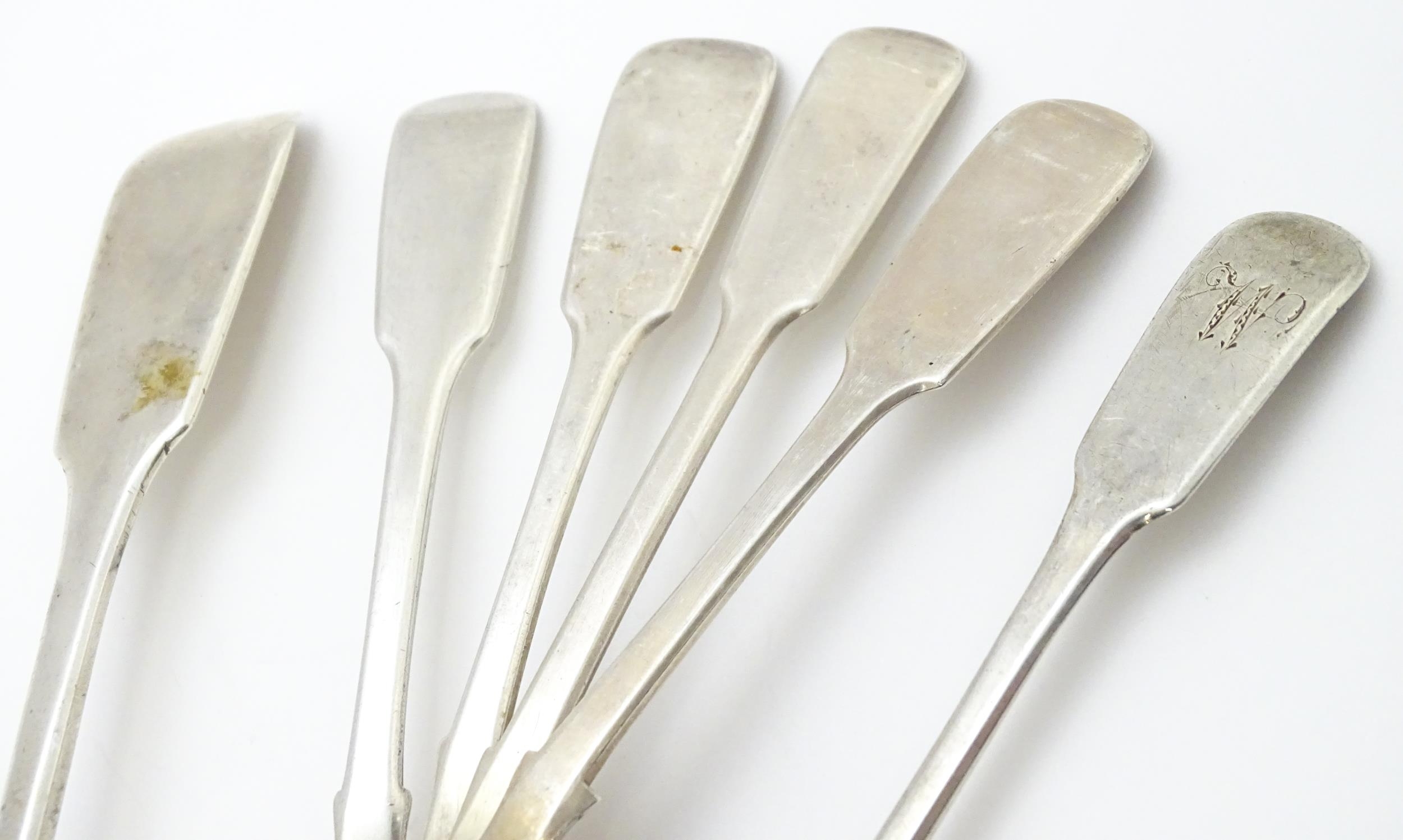 Five assorted 19thC silver Fiddle pattern teaspoons. Together with a table spoon hallmarked London - Image 4 of 6