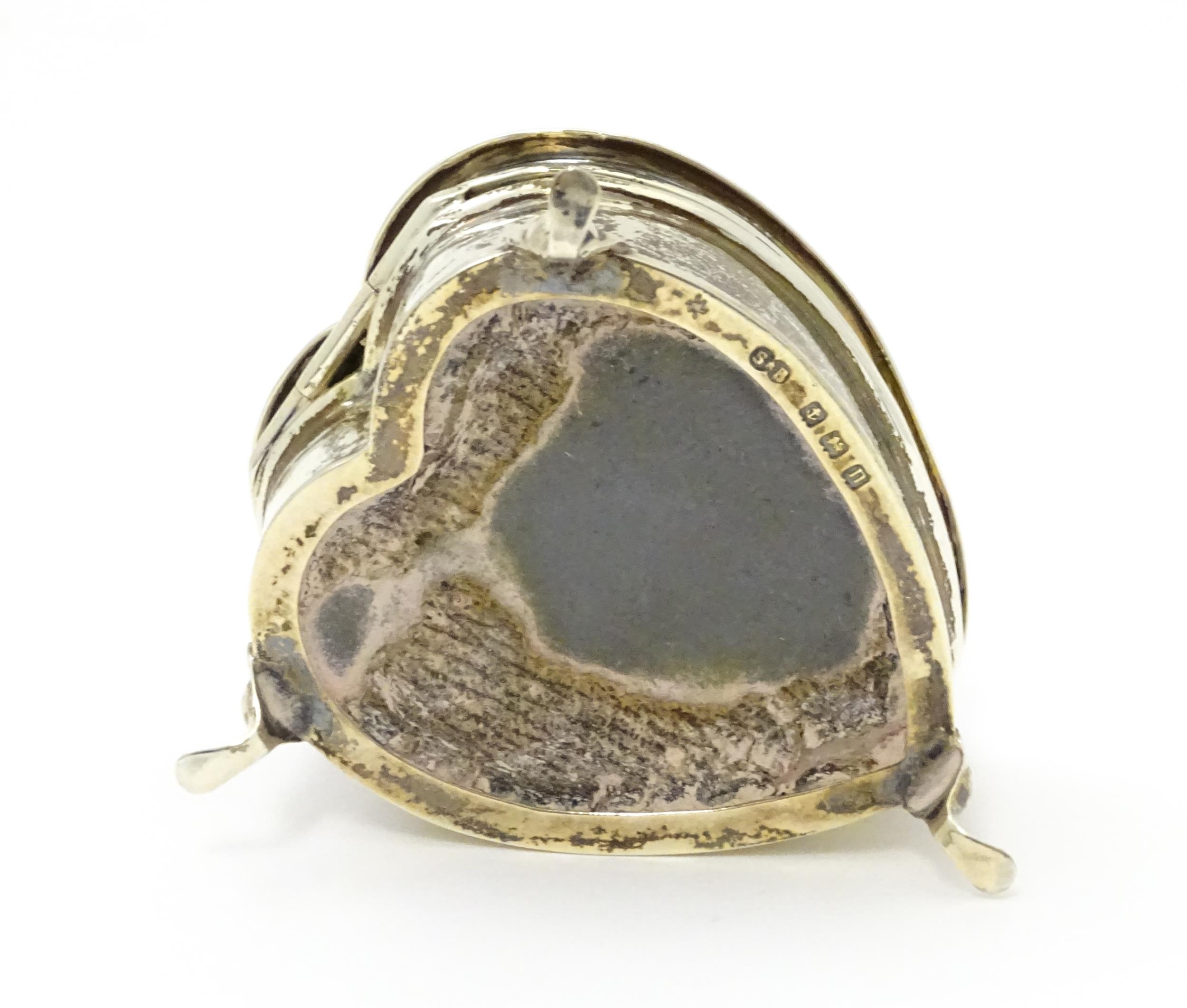 A silver ring box of heart form hallmarked Birmingham 1912, maker Synyer & Beddoes. Approx. 2 1/4" - Image 6 of 8