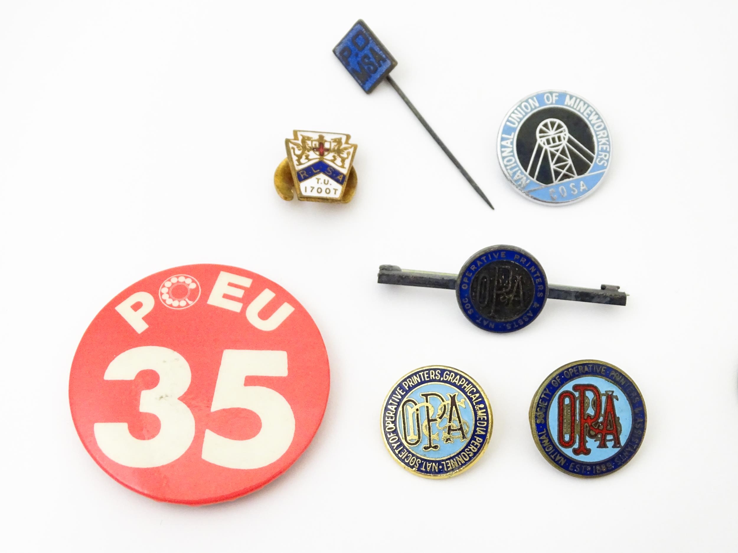 Trade Union Interest: a quantity of assorted badges, pins, etc. to include Post Office Engineering - Image 12 of 12