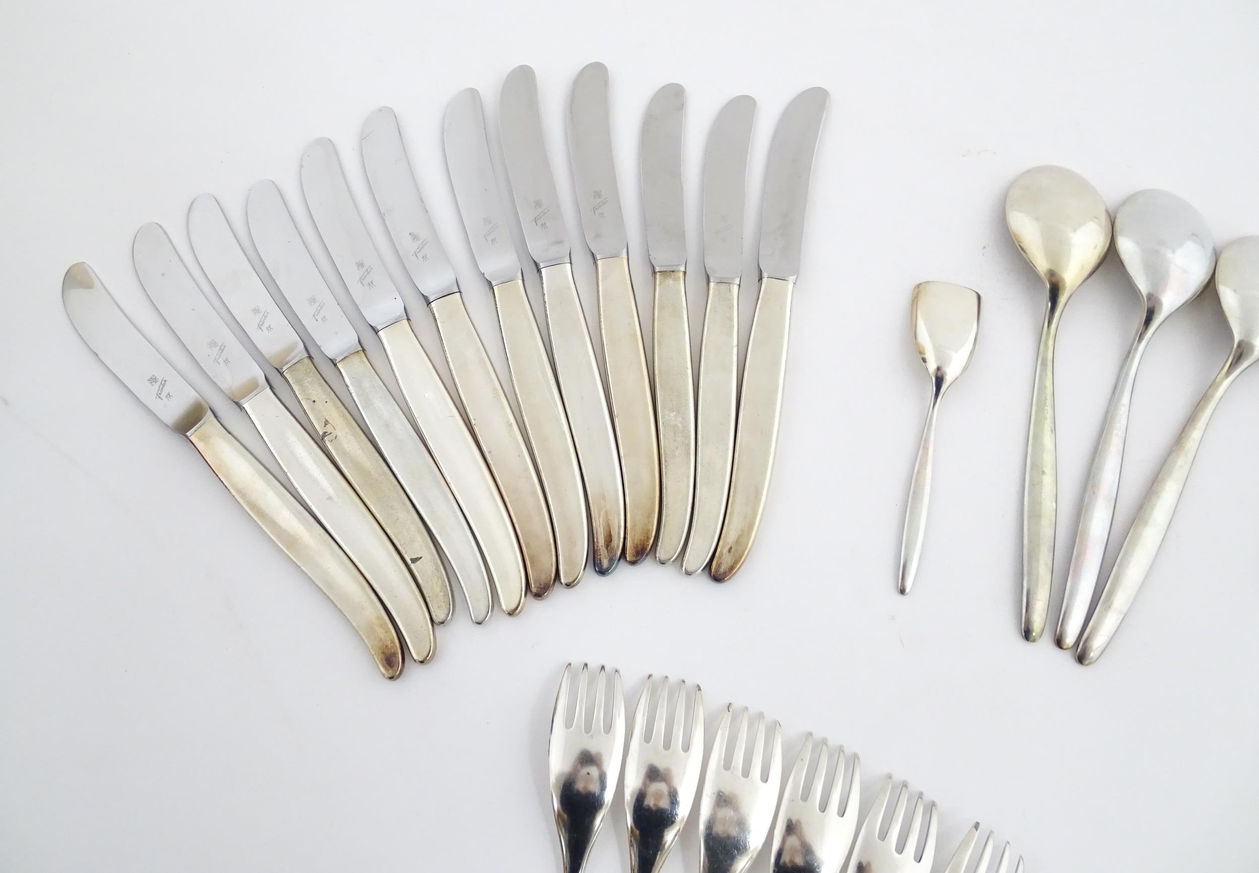 A quantity of WMF cutlery / flatware, to include knives, forks, spoons, etc. Knives approx. 8" - Image 12 of 16