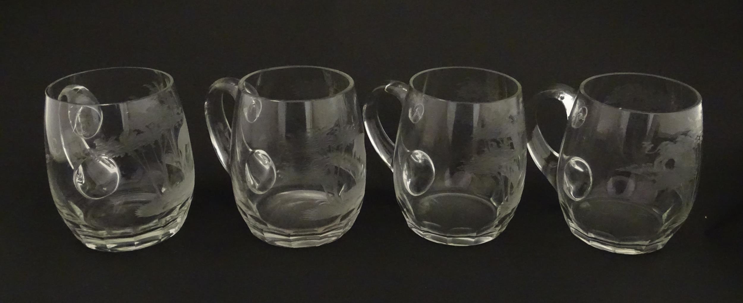 Seven Rowland Ward pint mugs / glasses with engraved Safari animal detail. Unsigned. Approx. 4 1/ - Image 12 of 26