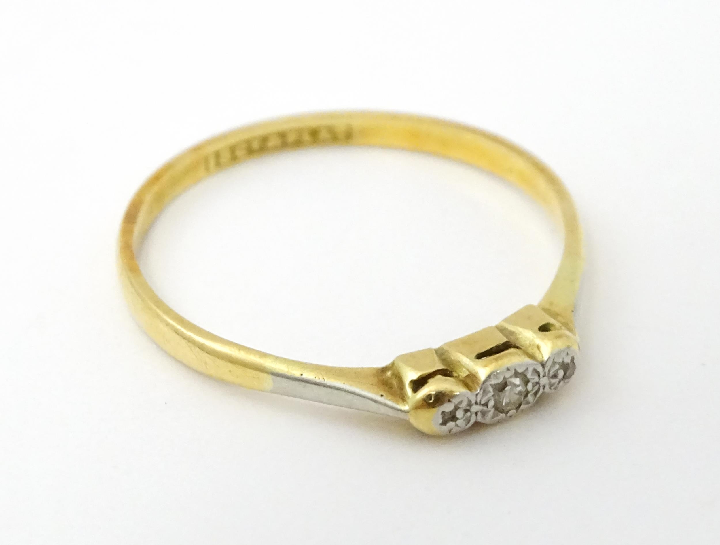 A 18ct gold and platinum ring with illusion set diamond. Ring size approx. X 1/2 Please Note - we do - Image 4 of 6