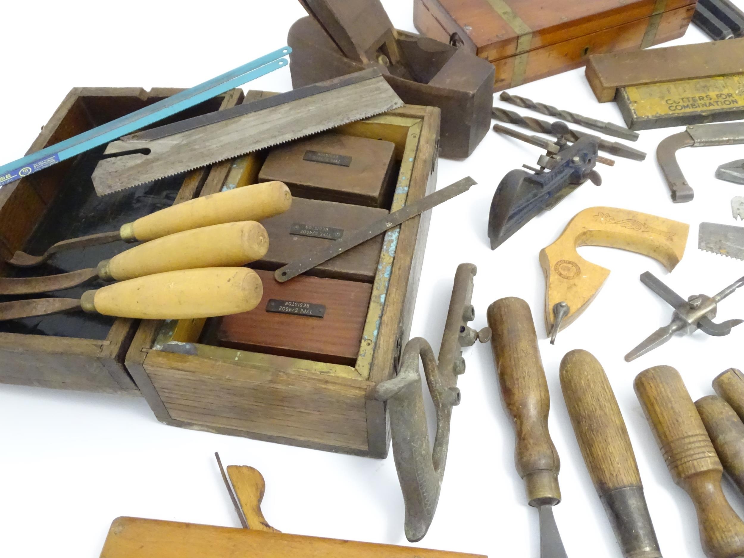 A quantity of assorted mid 20thC tools, to include chisels by Ward, Woodcock and Marples, together - Image 8 of 16