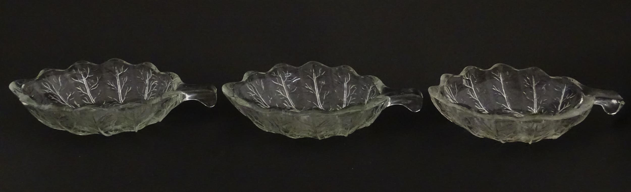 A set of six glass avocado dishes of stylised leaf form. Approx. 7" long Please Note - we do not - Image 13 of 16