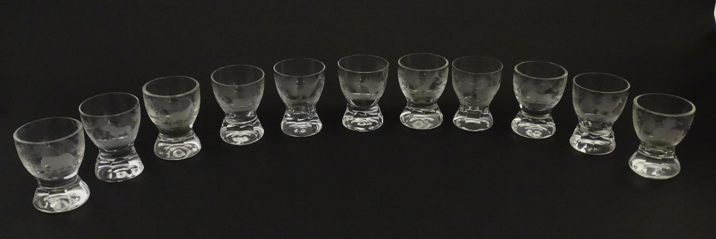 Rowland Ward sherry / liquor glasses with engraved Safari animal detail. Unsigned. Largest approx. - Image 21 of 26