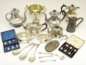 A quantity of silver plated wares to include teawares, flatware, etc, including an Elkington plate