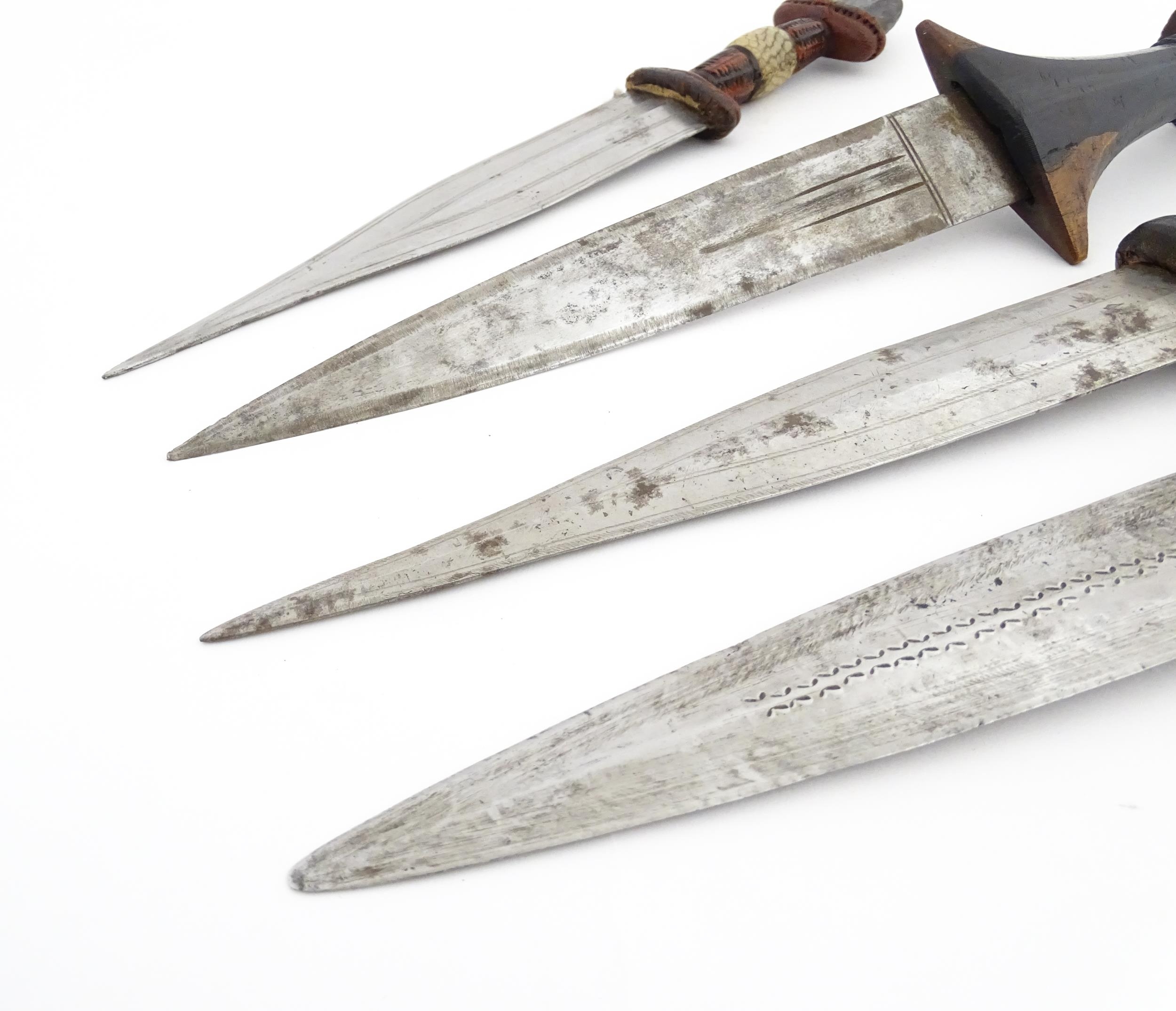 Ethnographic / Native / Tribal : Four assorted African / Sudanese arm knives / daggers, with leather - Image 11 of 12