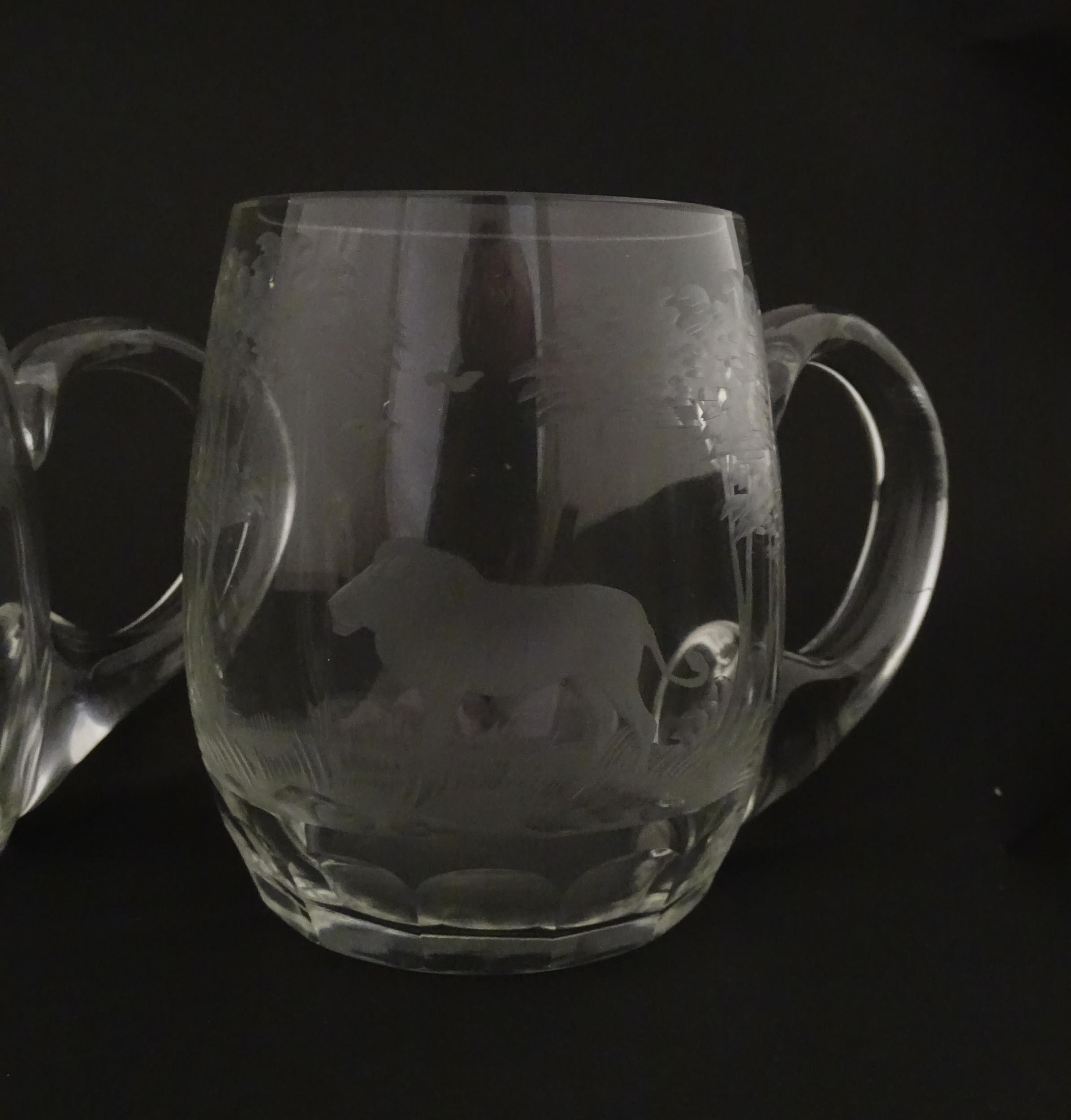 Seven Rowland Ward pint mugs / glasses with engraved Safari animal detail. Unsigned. Approx. 4 1/ - Image 7 of 26