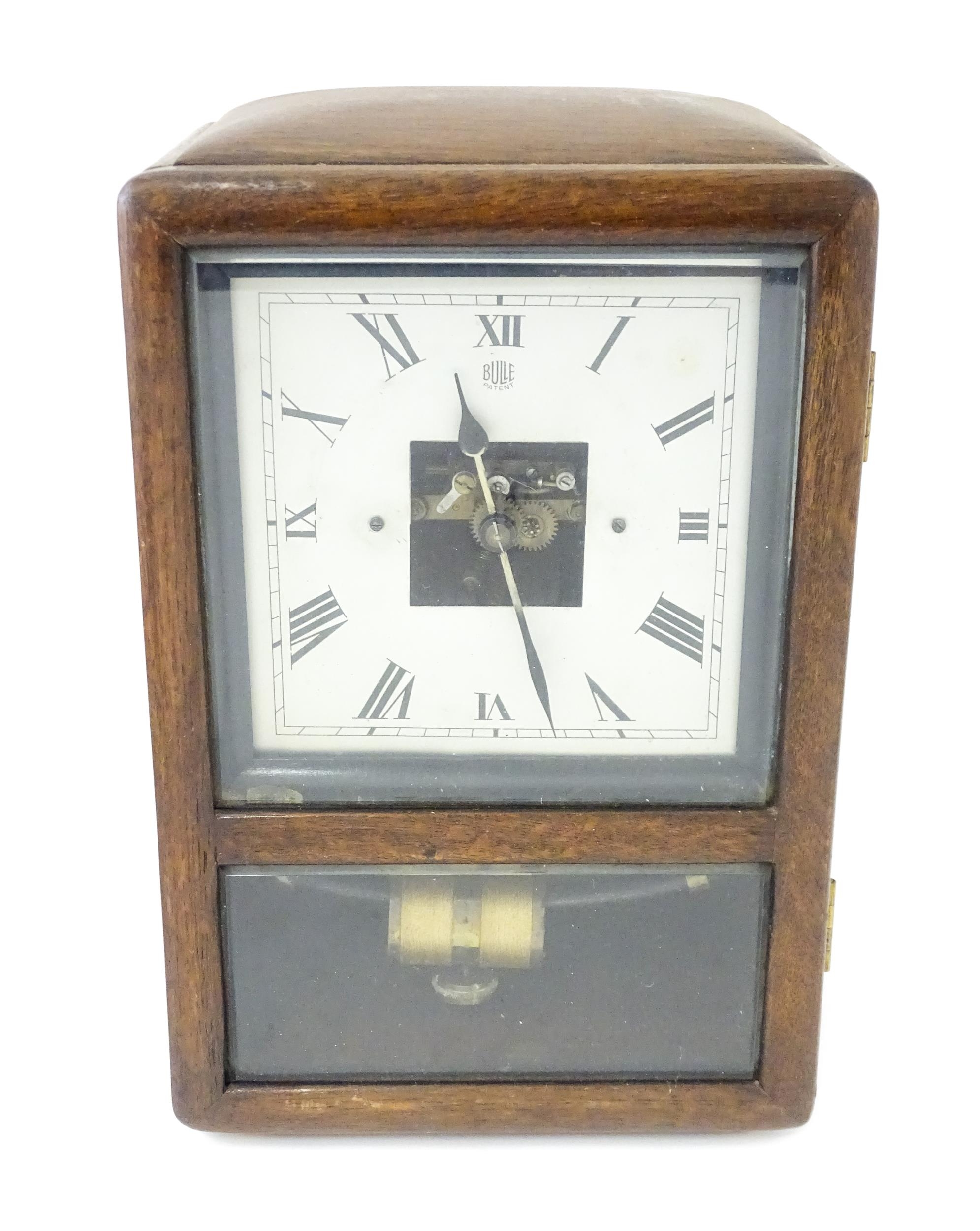 Bulle : A French Art Deco oak cased electric mantel clock by Bulle. The dial signed Bulle Patent - Image 2 of 9