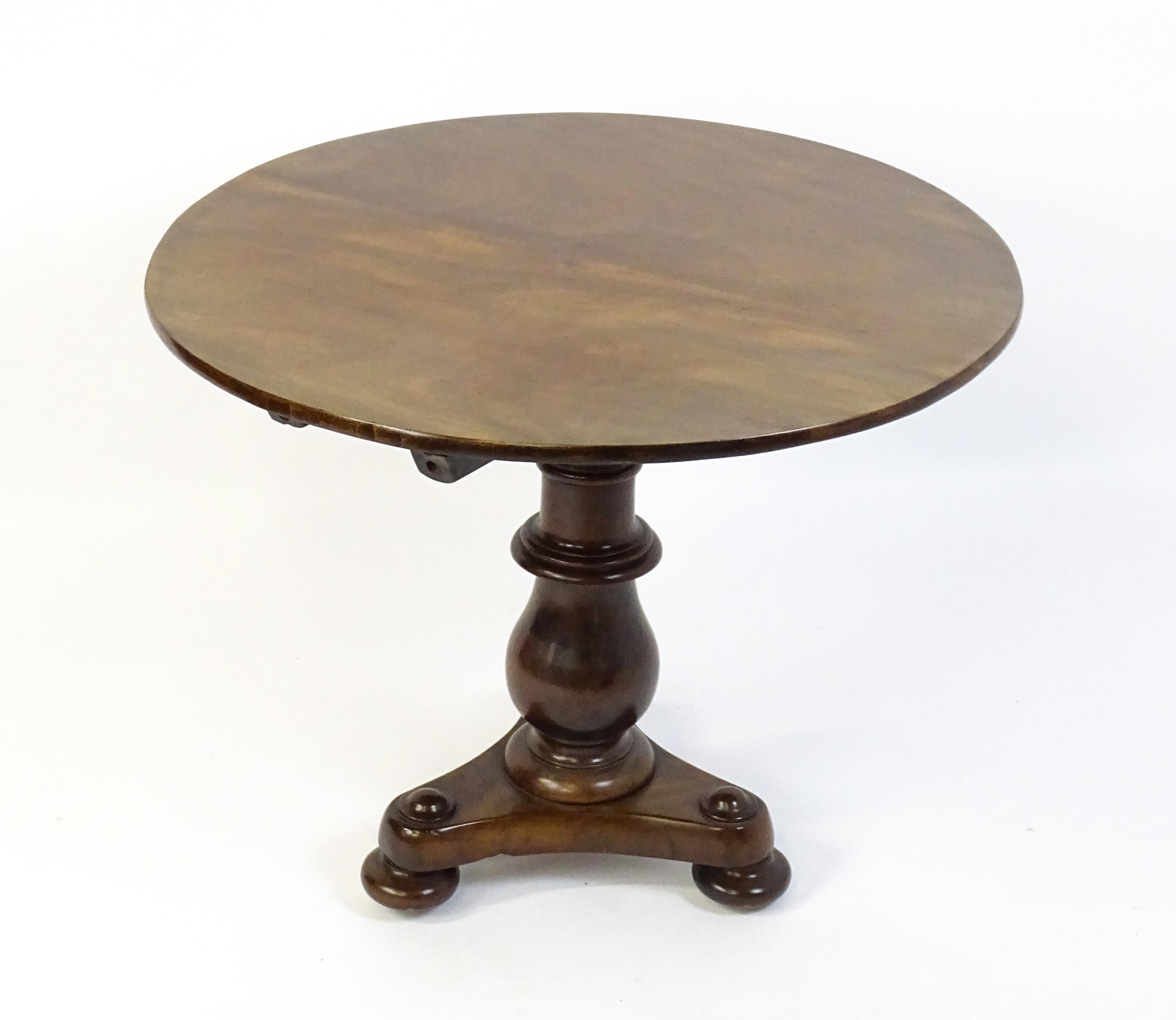 A late 19thC occasional table with a circular top above a turned pedestal and shaped base raised - Image 2 of 7
