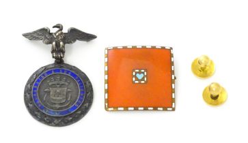 Assorted items to include a white metal medal commemorating the Pacific War, Chilean Campaign